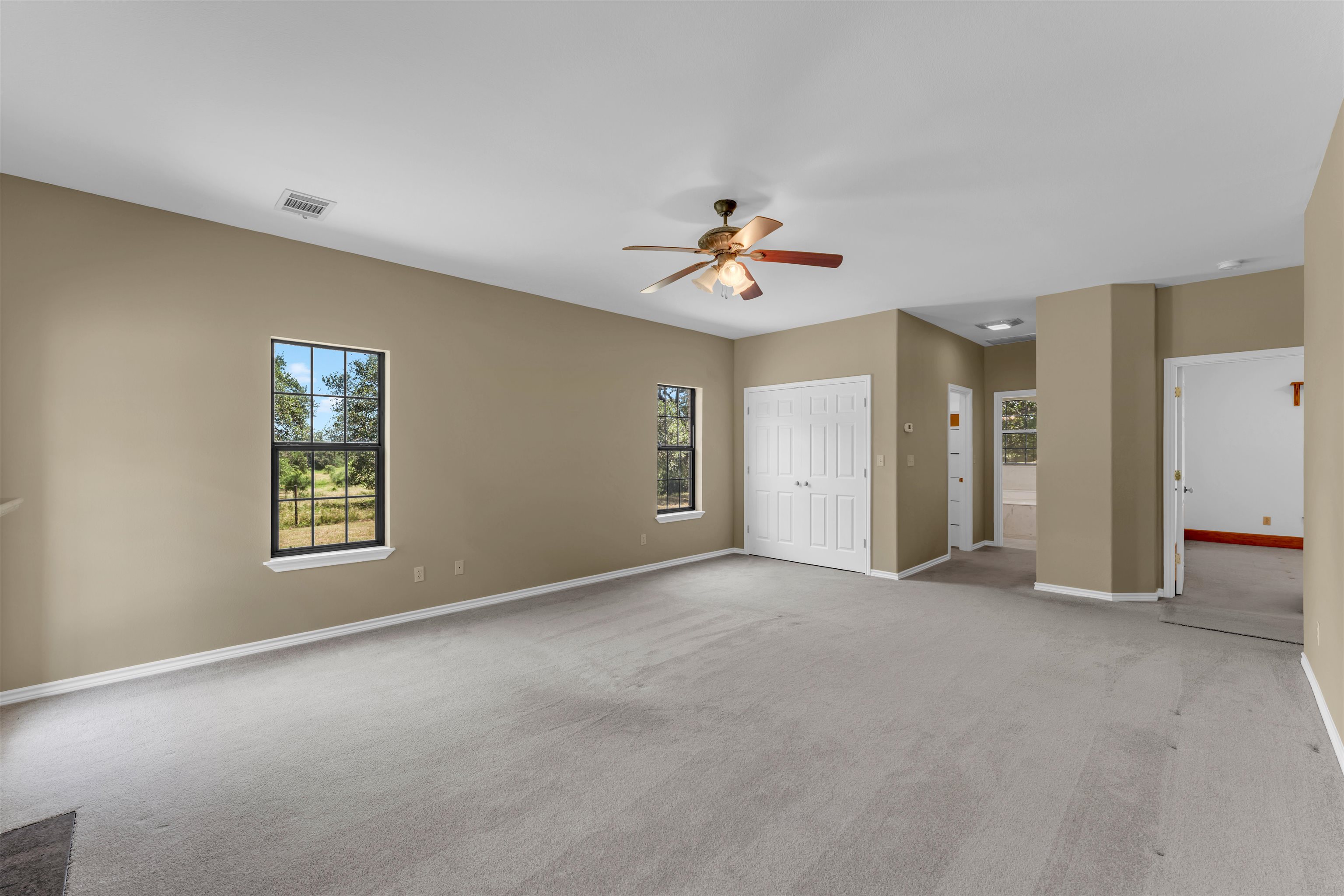 627 Ranch Road 2323