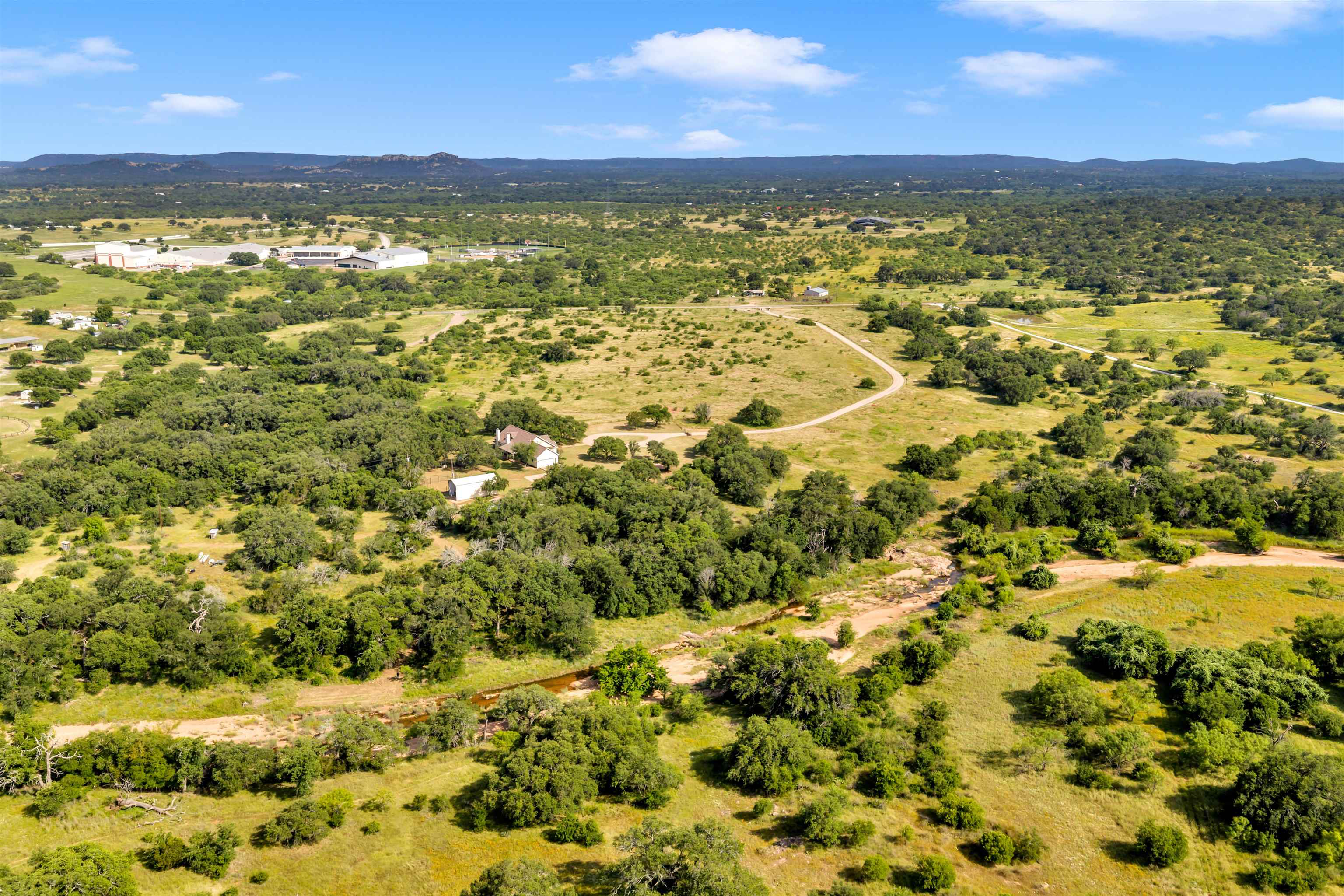 627 Ranch Road 2323