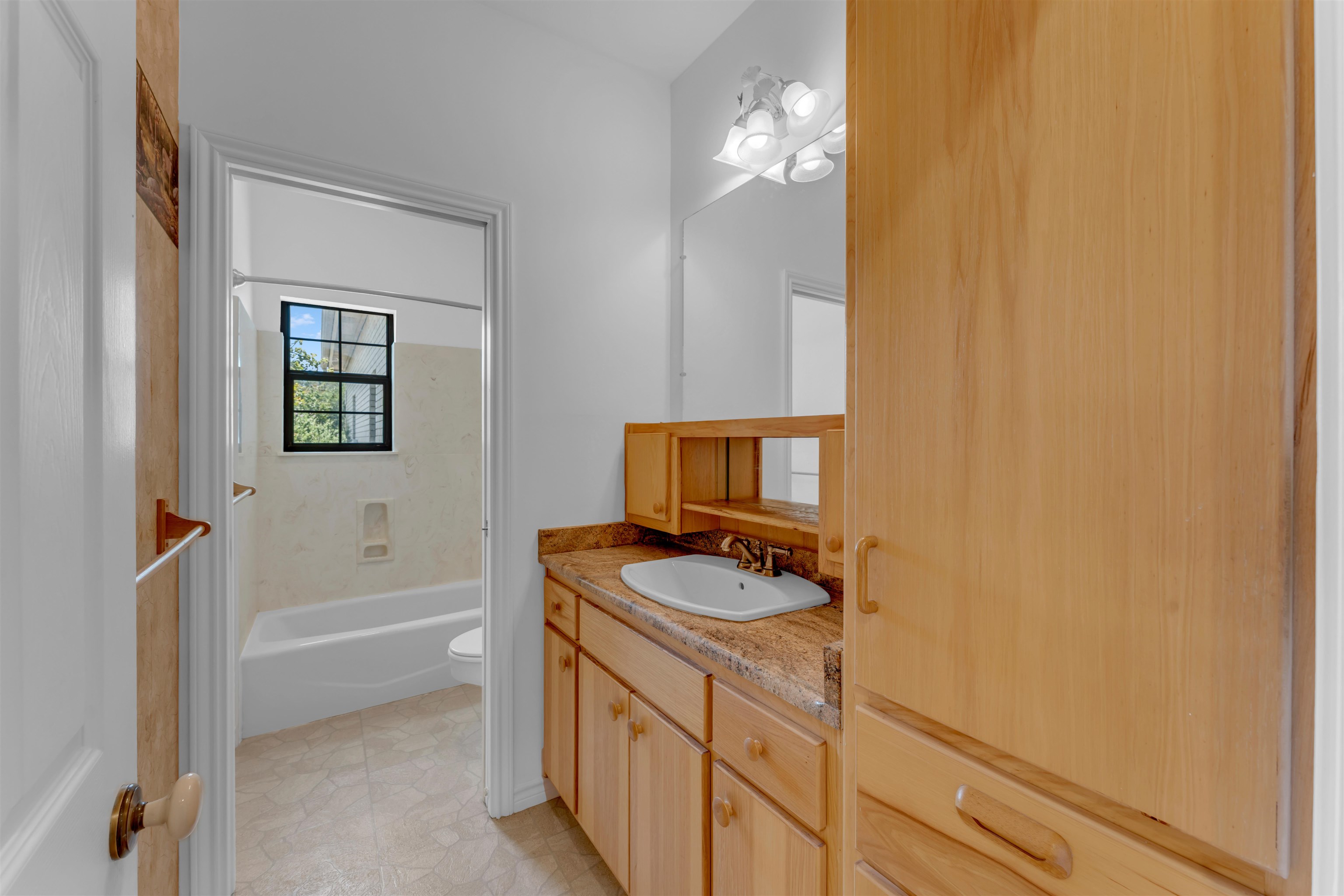 627 Ranch Road 2323