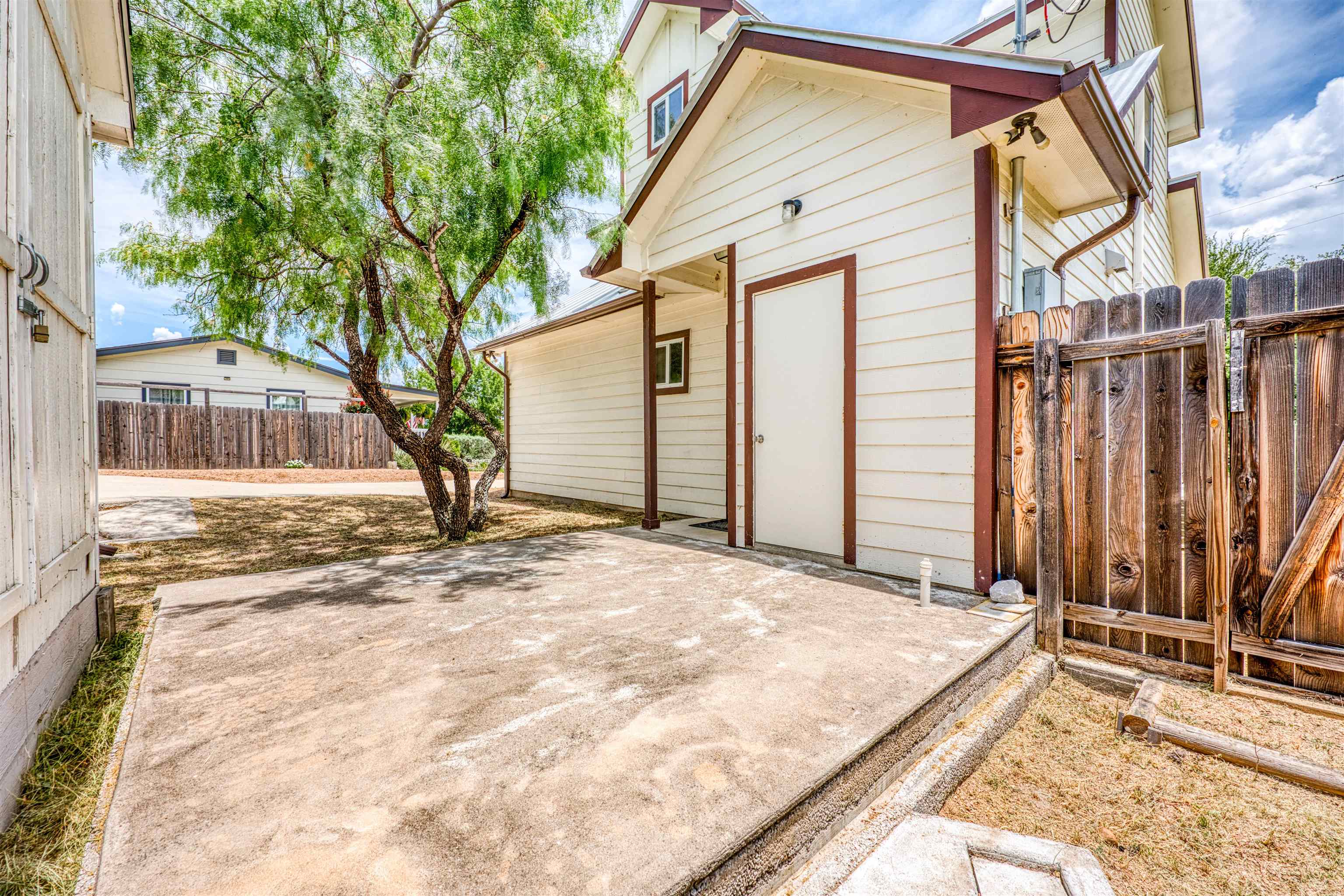 412 Granite Drive