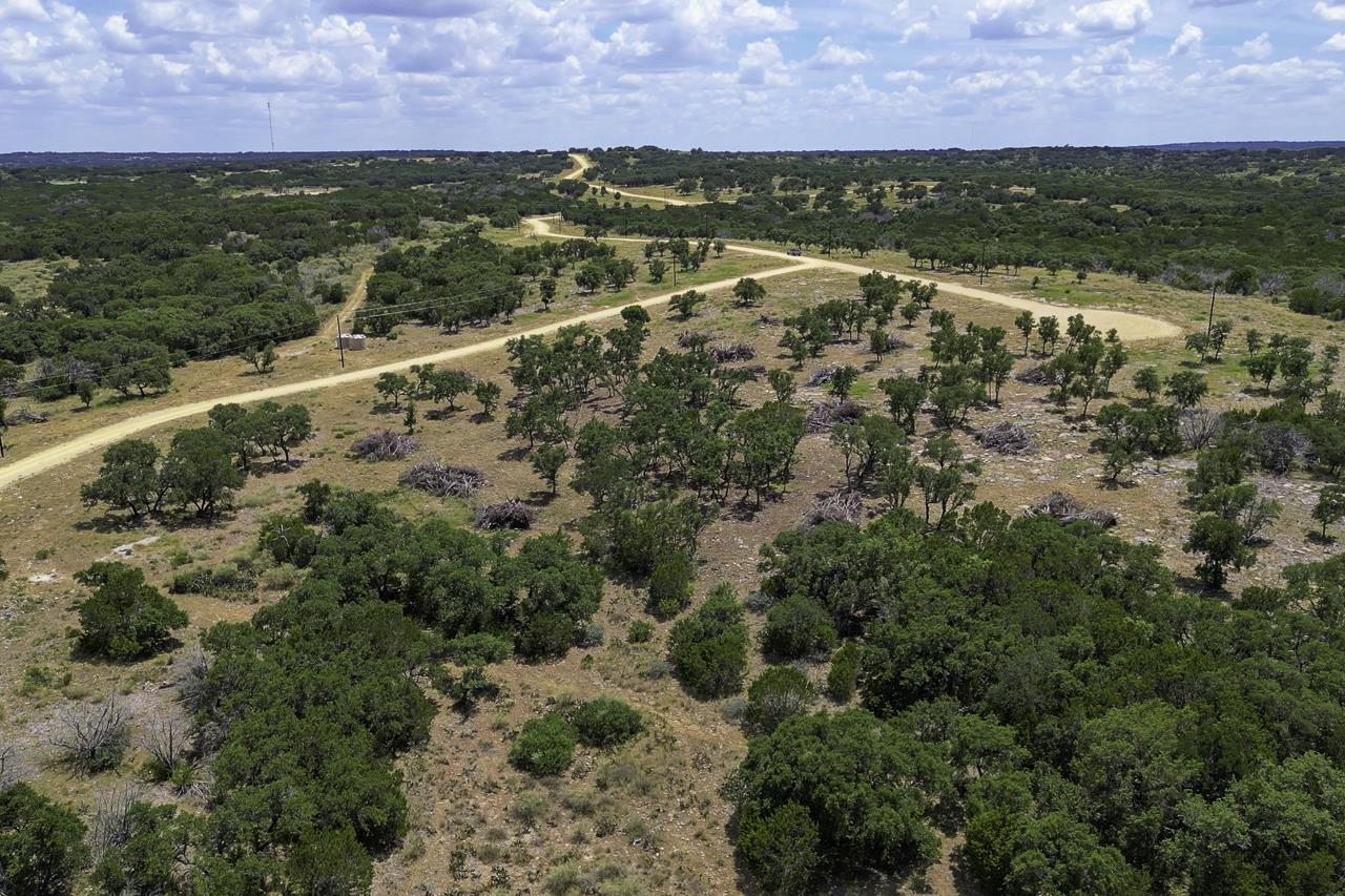 1662 Hill Top Trail