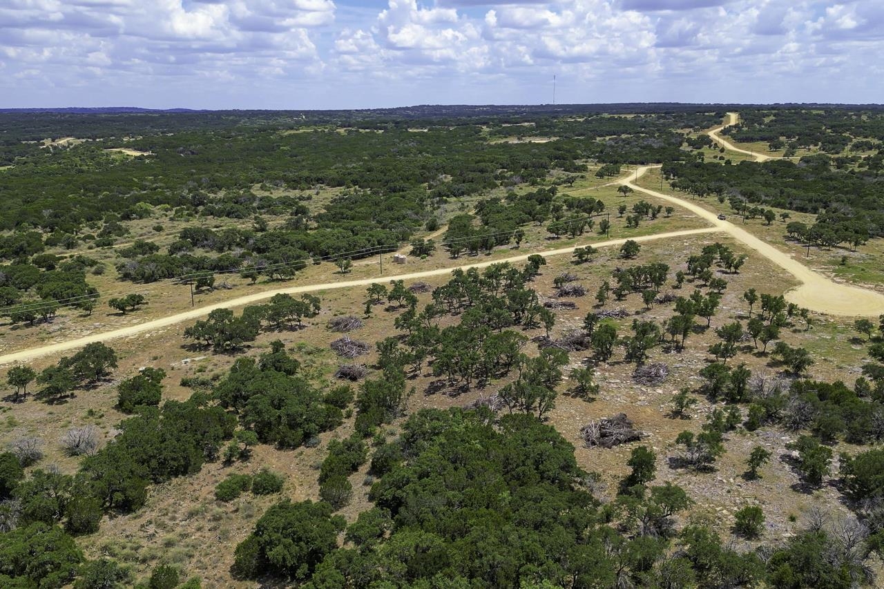 1662 Hill Top Trail
