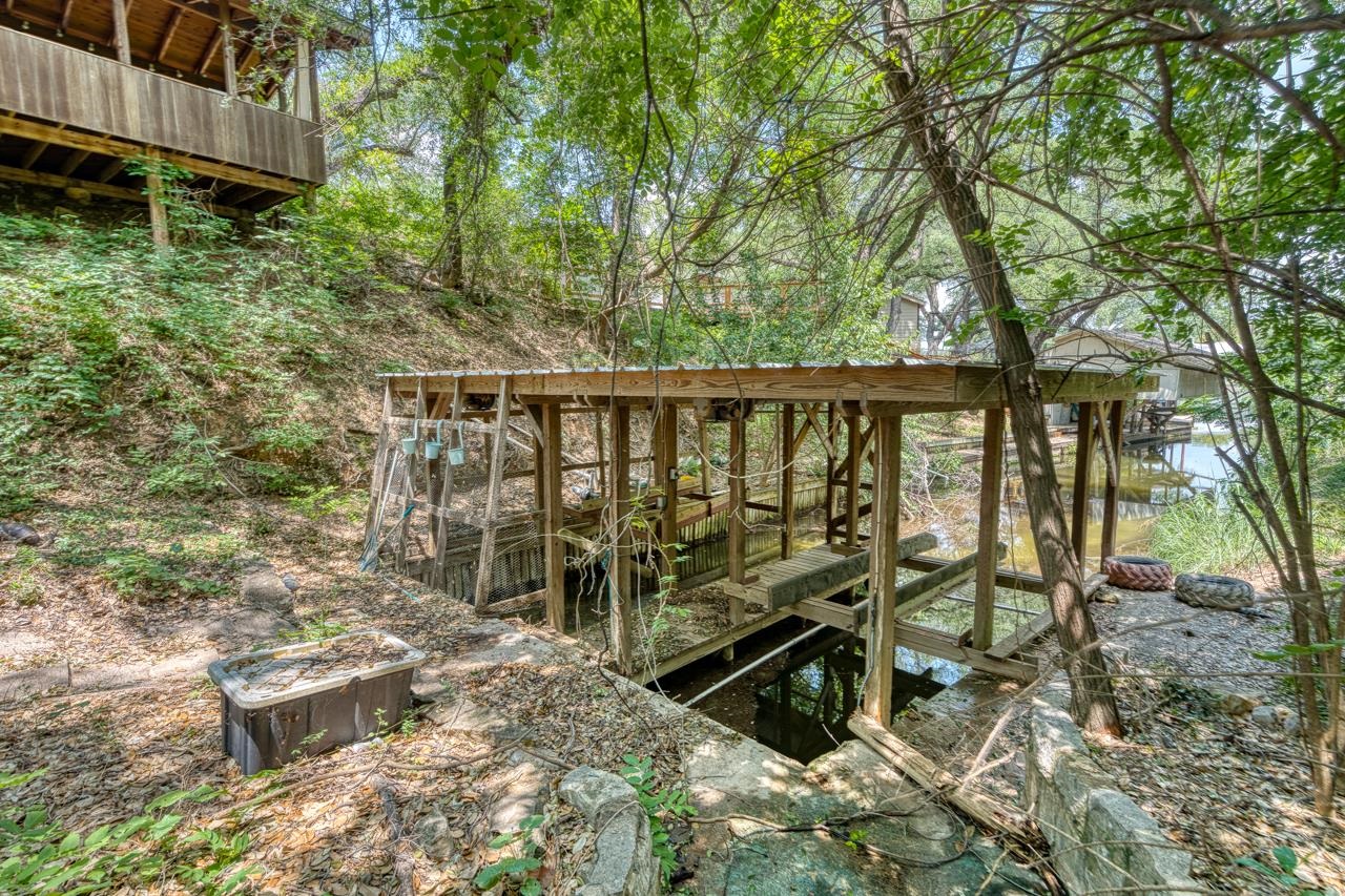 105 Mesquite Bend