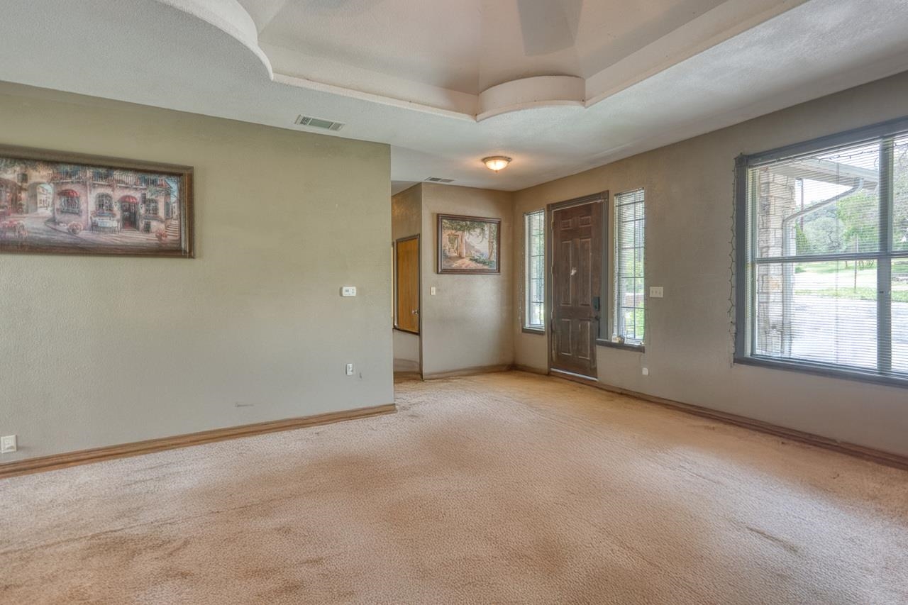 105 Mesquite Bend