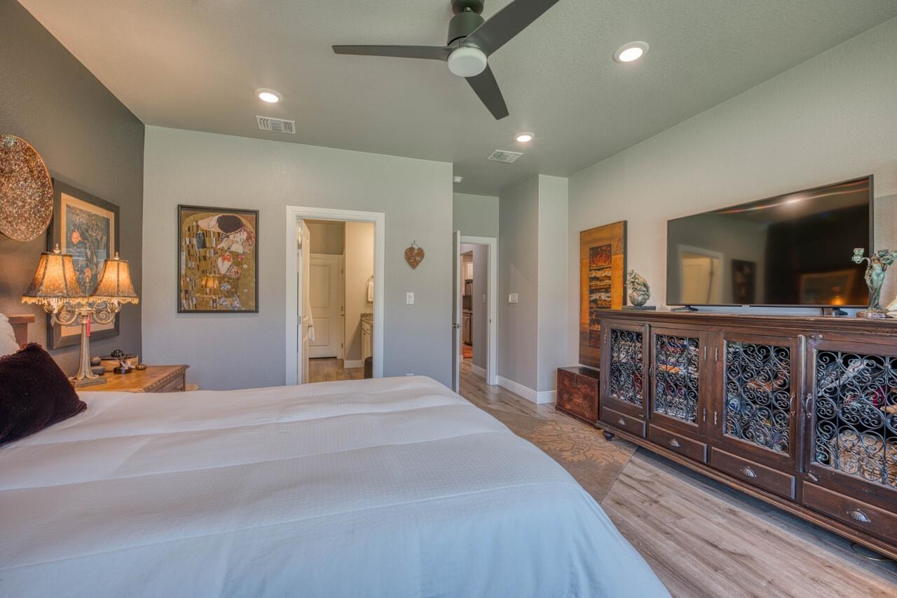 108 Lakecliff Drive