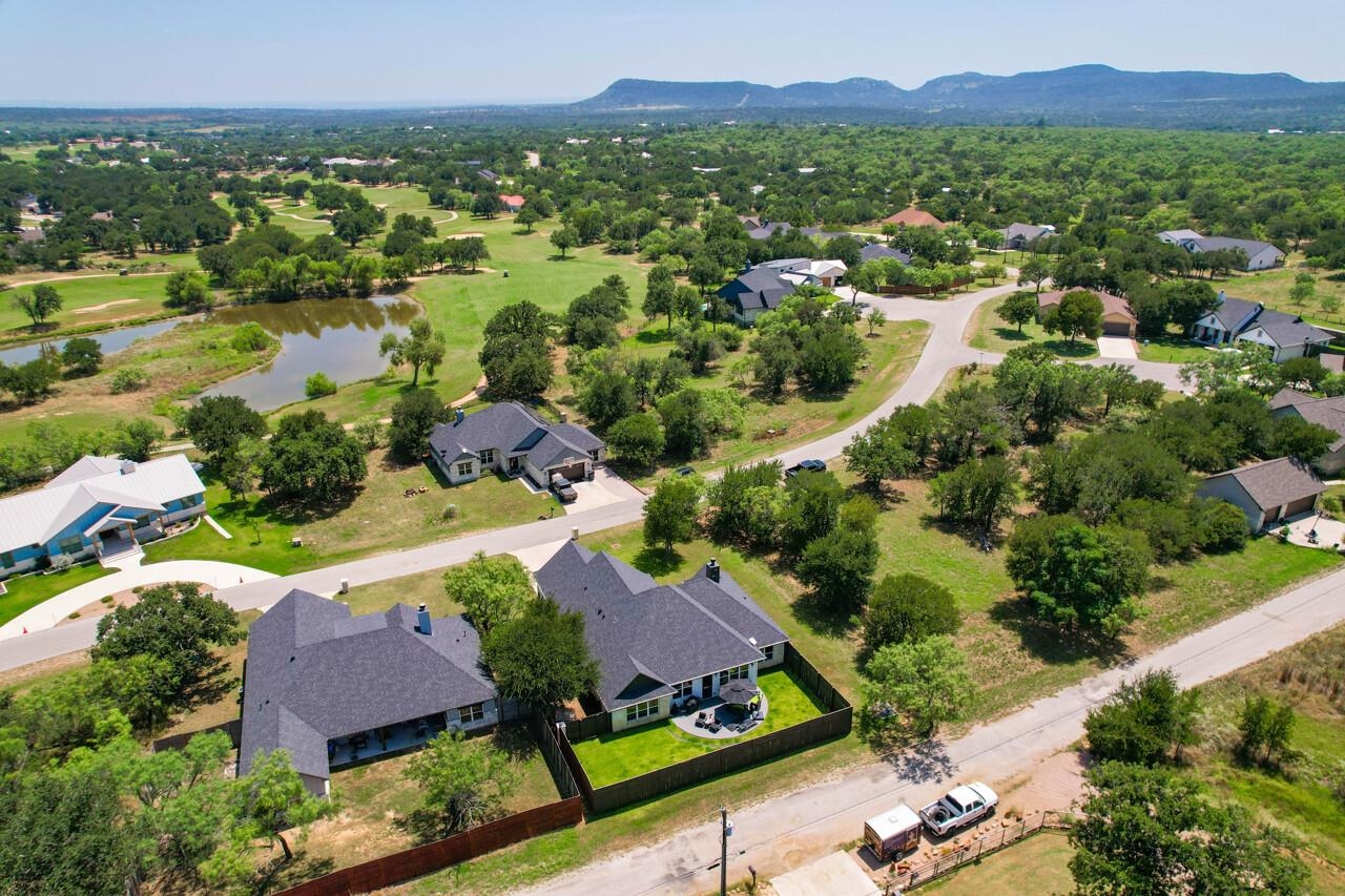 108 Lakecliff Drive