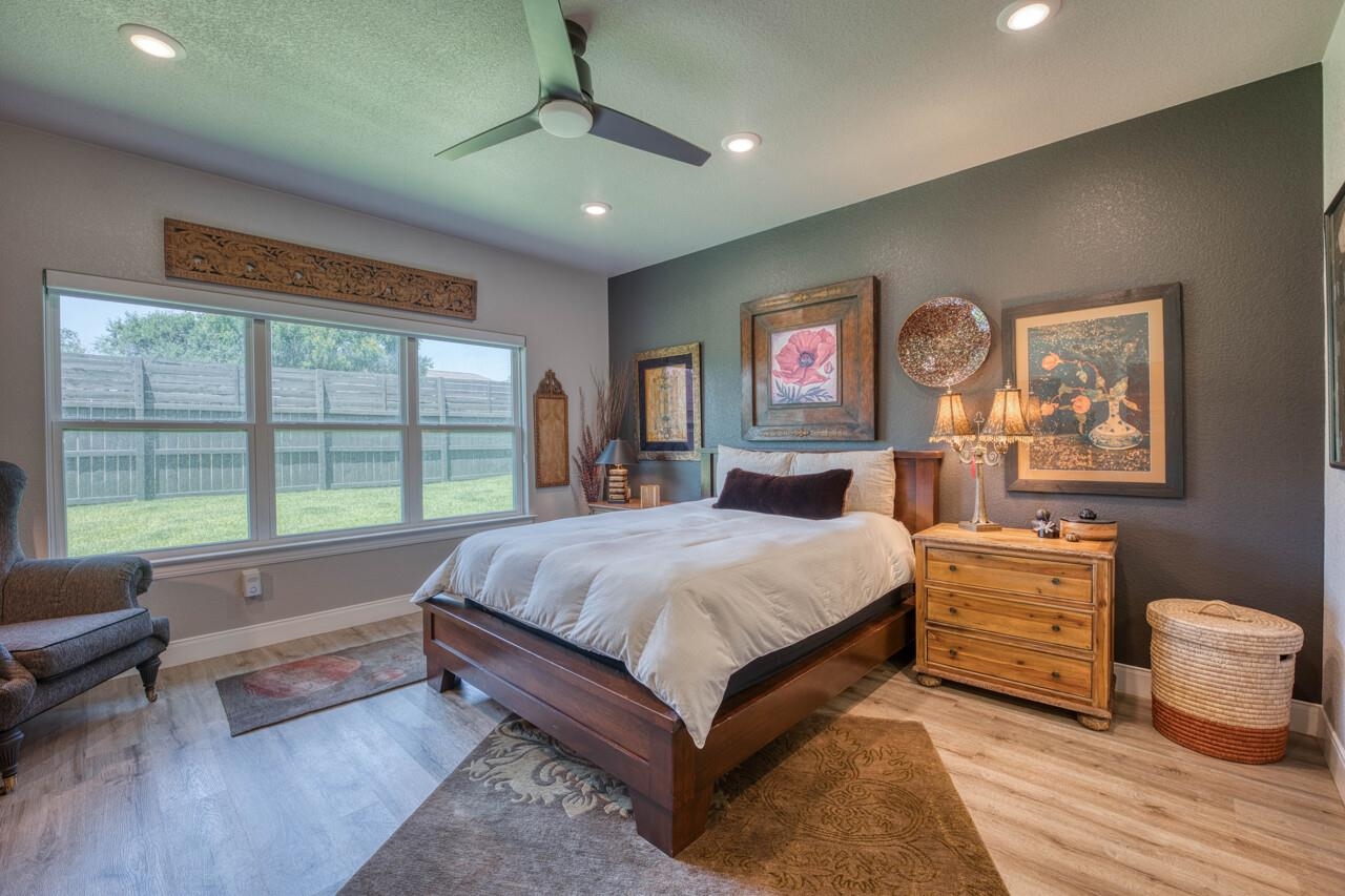 108 Lakecliff Drive