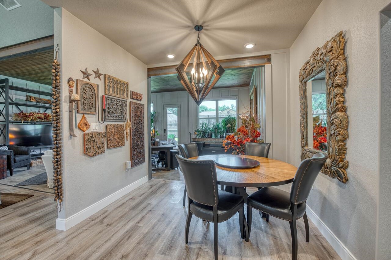108 Lakecliff Drive