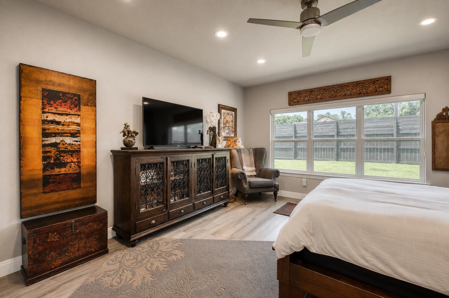 108 Lakecliff Drive