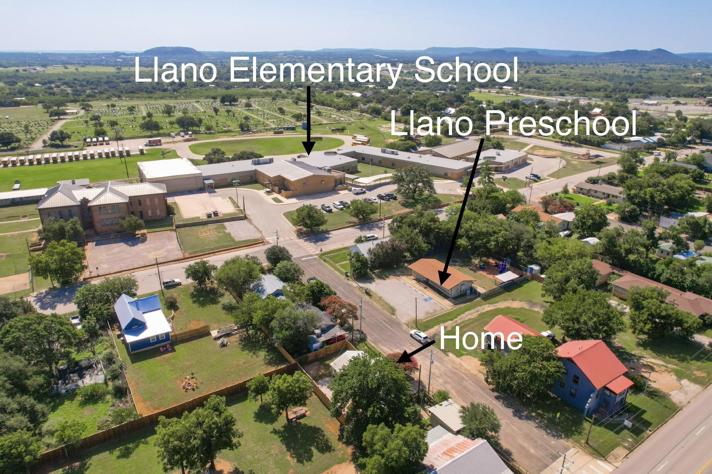 103 E Lampasas