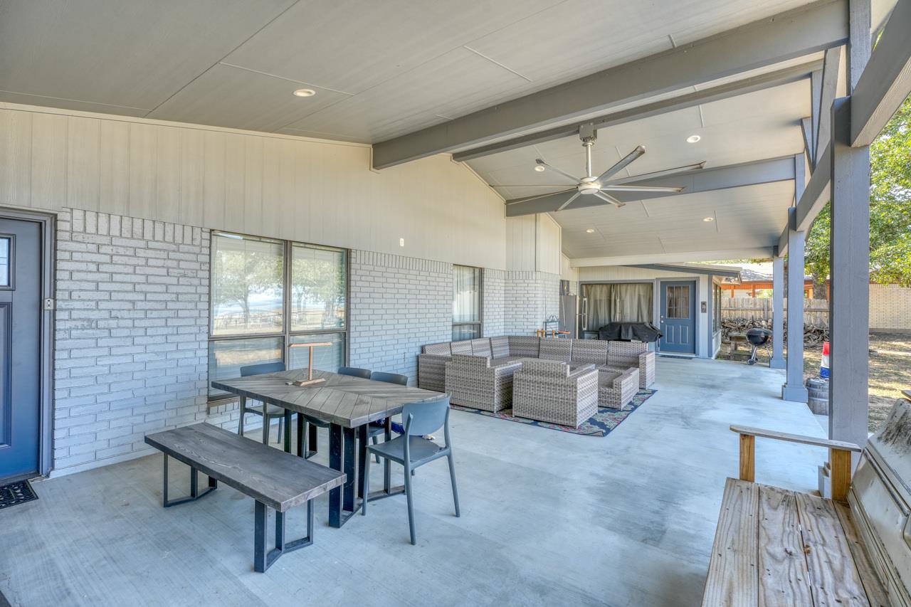 724 S Chaparral
