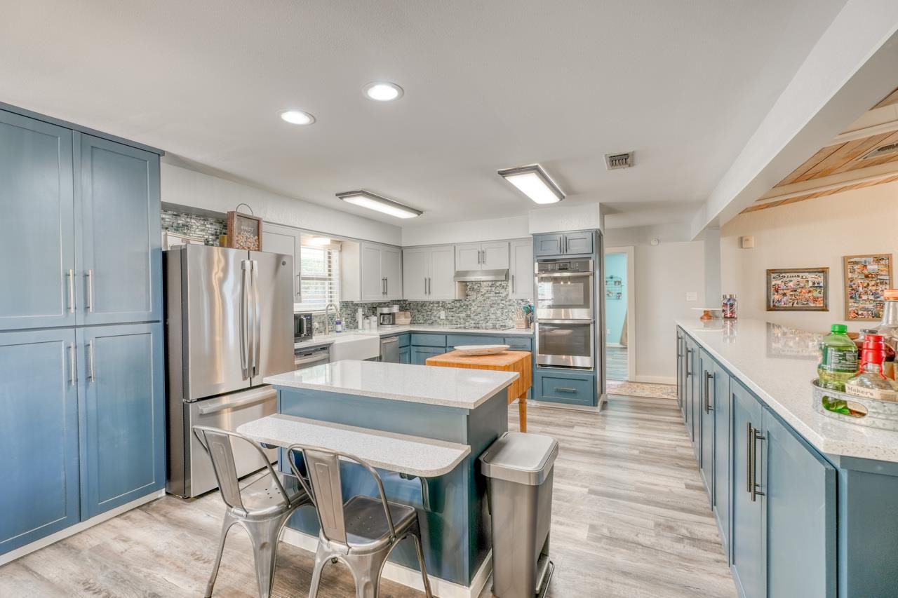 724 S Chaparral