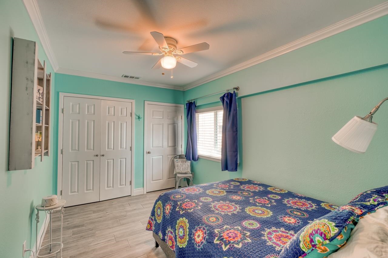 724 S Chaparral