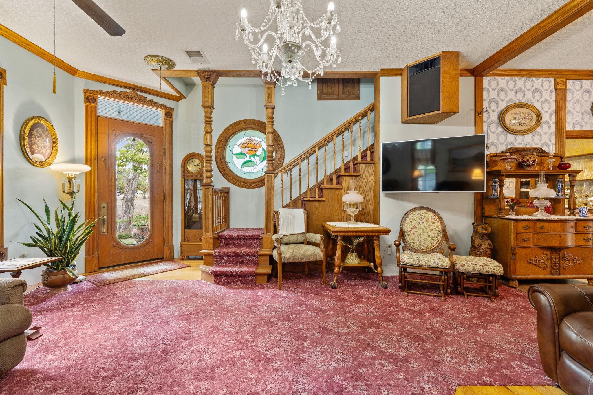 2403 Maple Lane