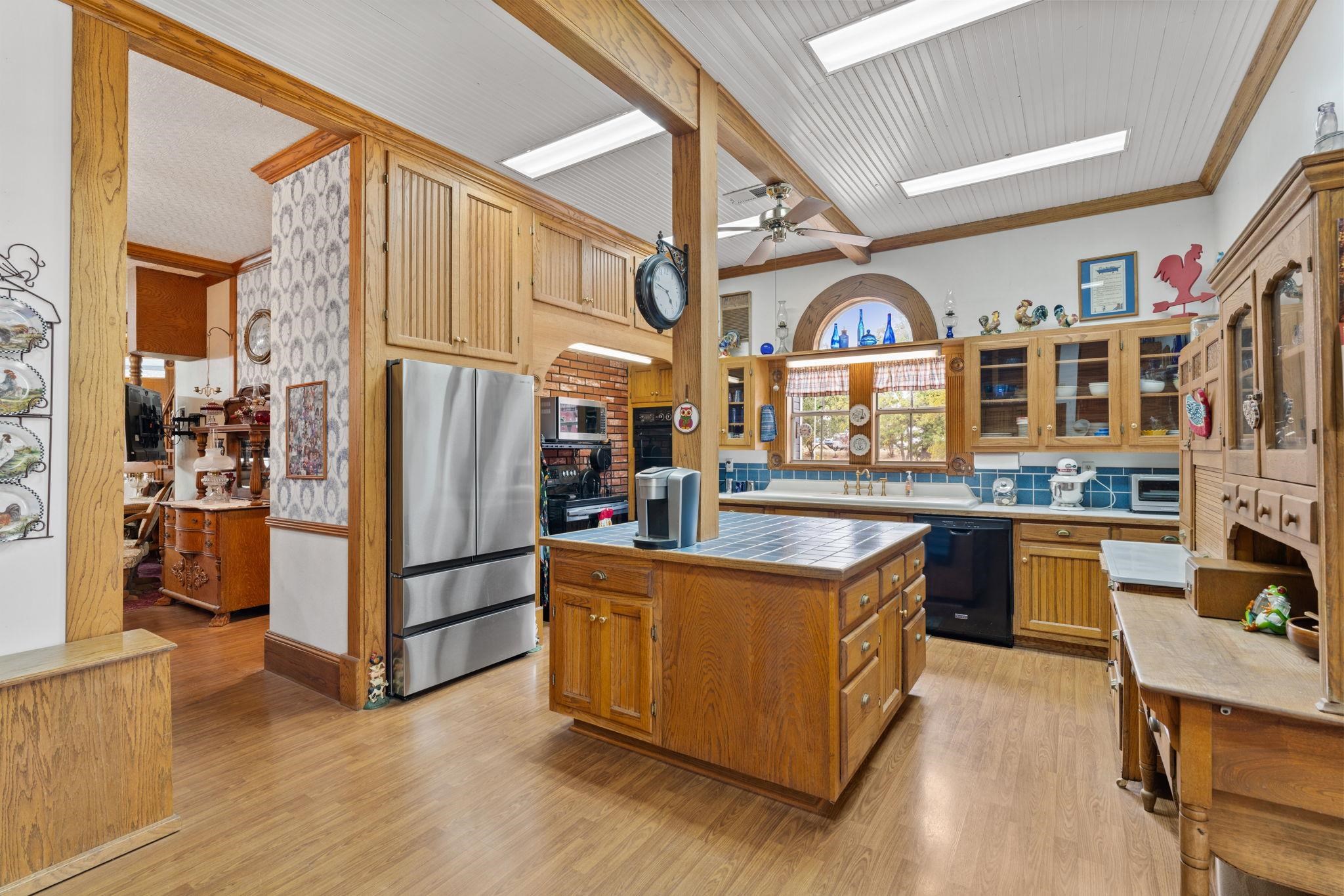 2403 Maple Lane
