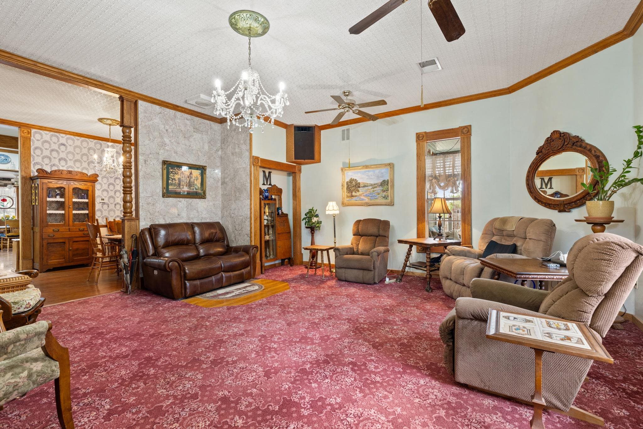 2403 Maple Lane
