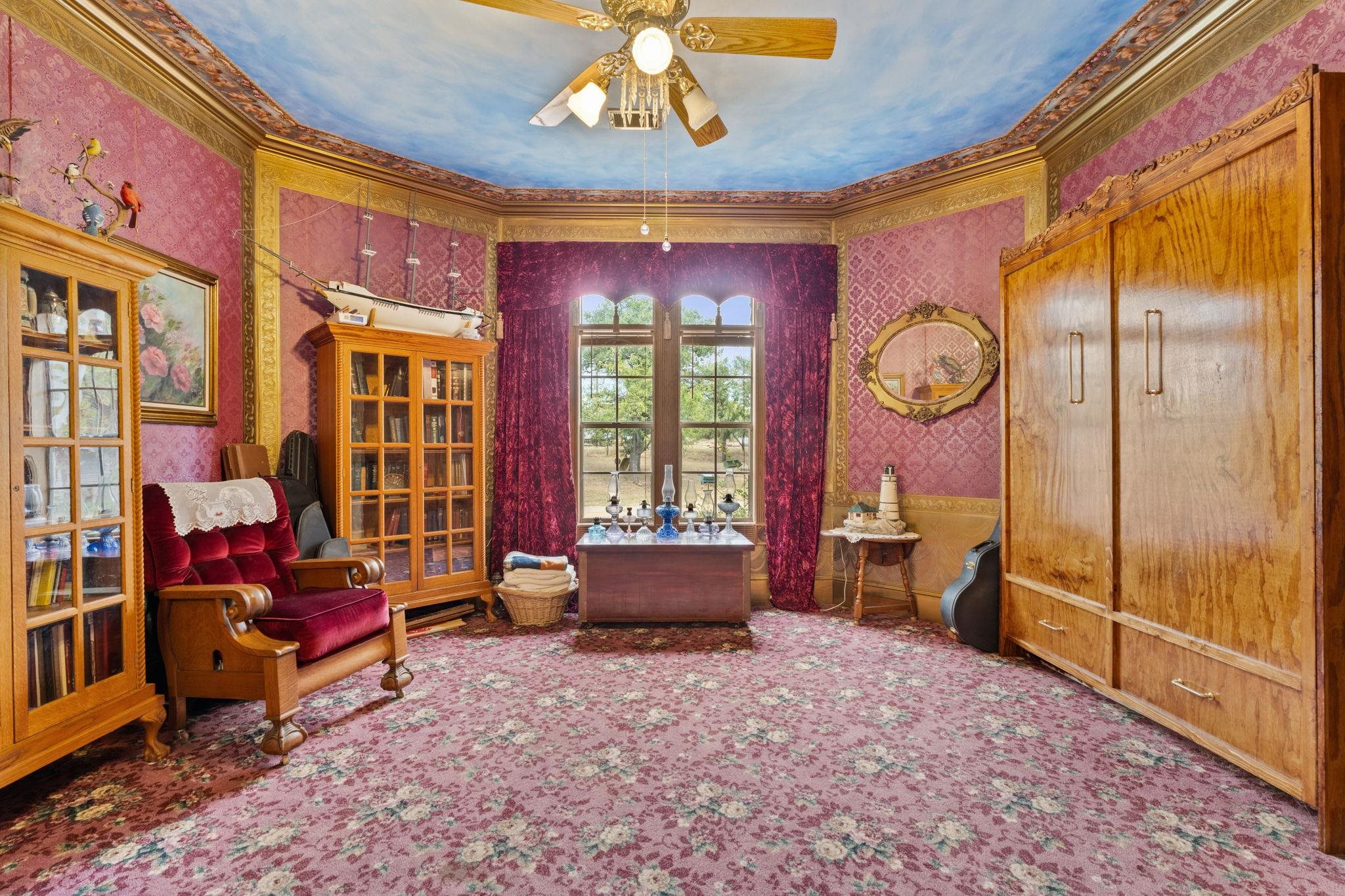 2403 Maple Lane
