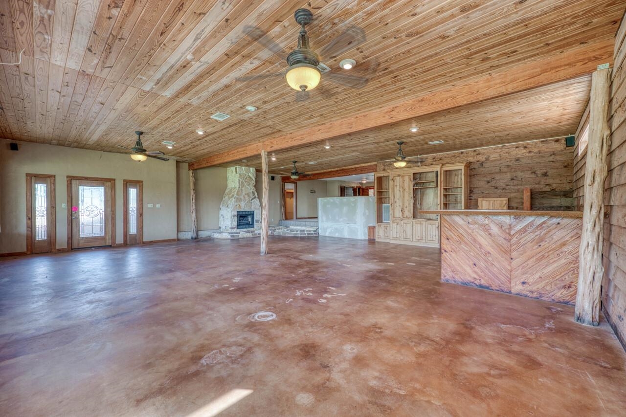 4047 River Oaks Drive