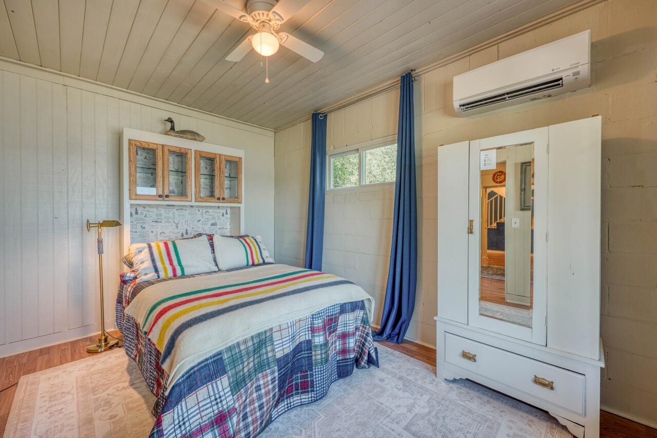 409 Island Lodges Drive