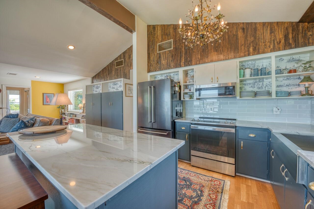 409 Island Lodges Drive