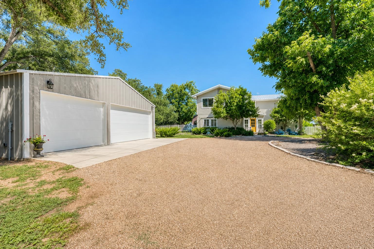 409 Island Lodges Drive