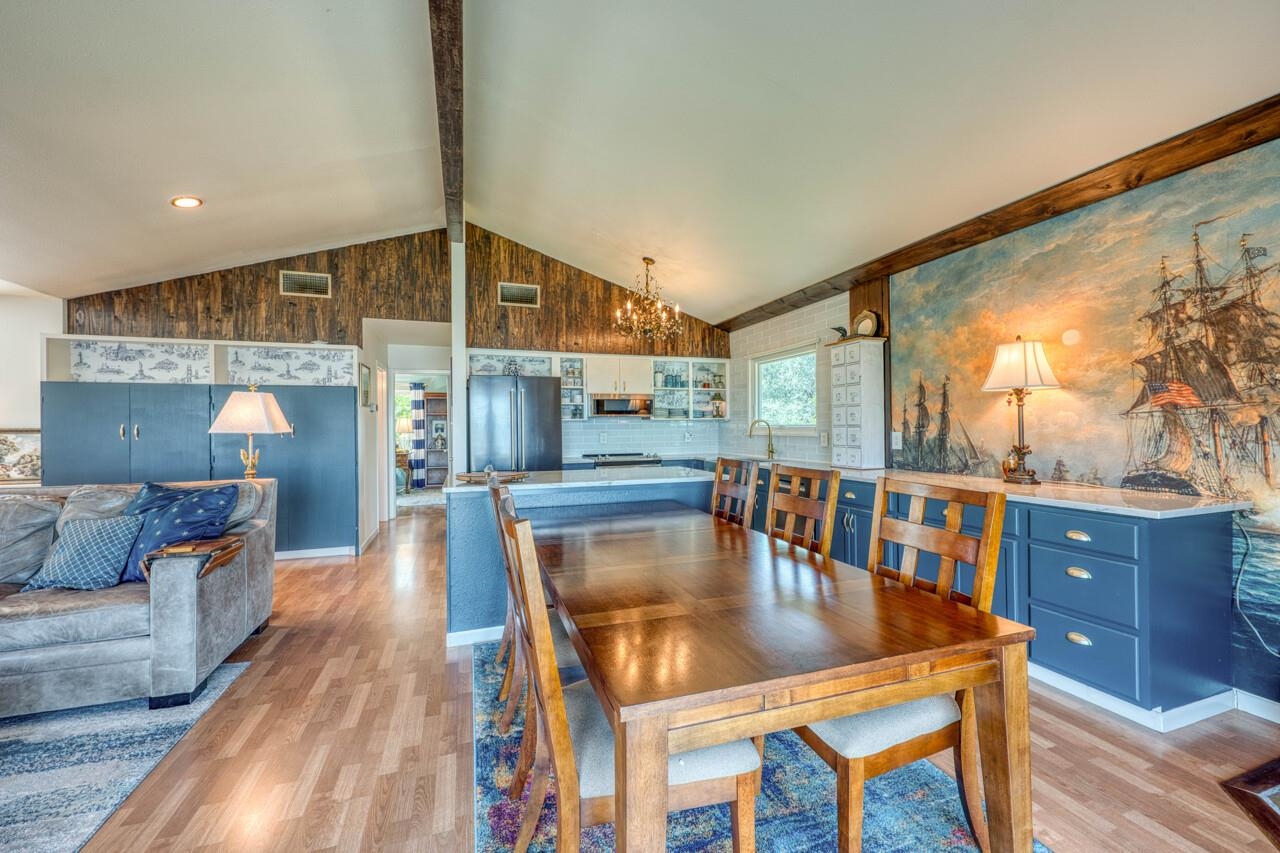 409 Island Lodges Drive