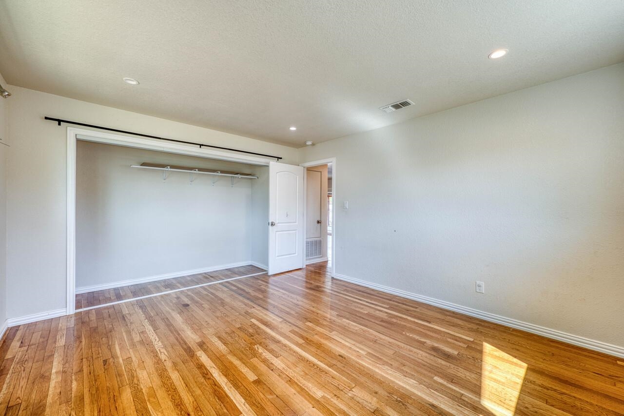 1207 W Haynie Street