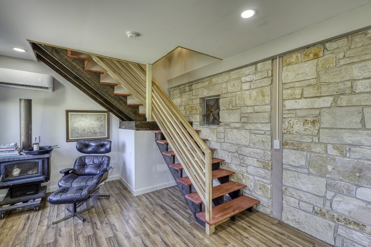 6410 County Road 409