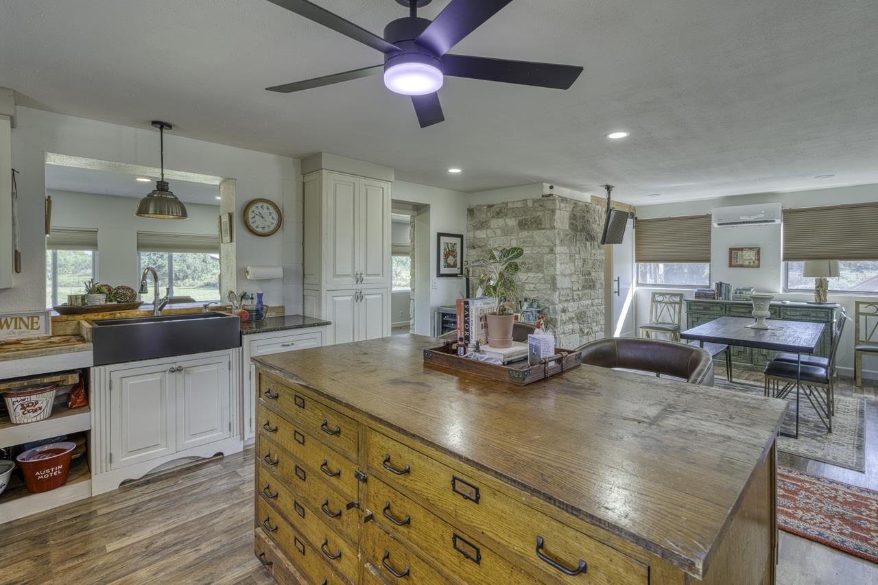 6410 County Road 409