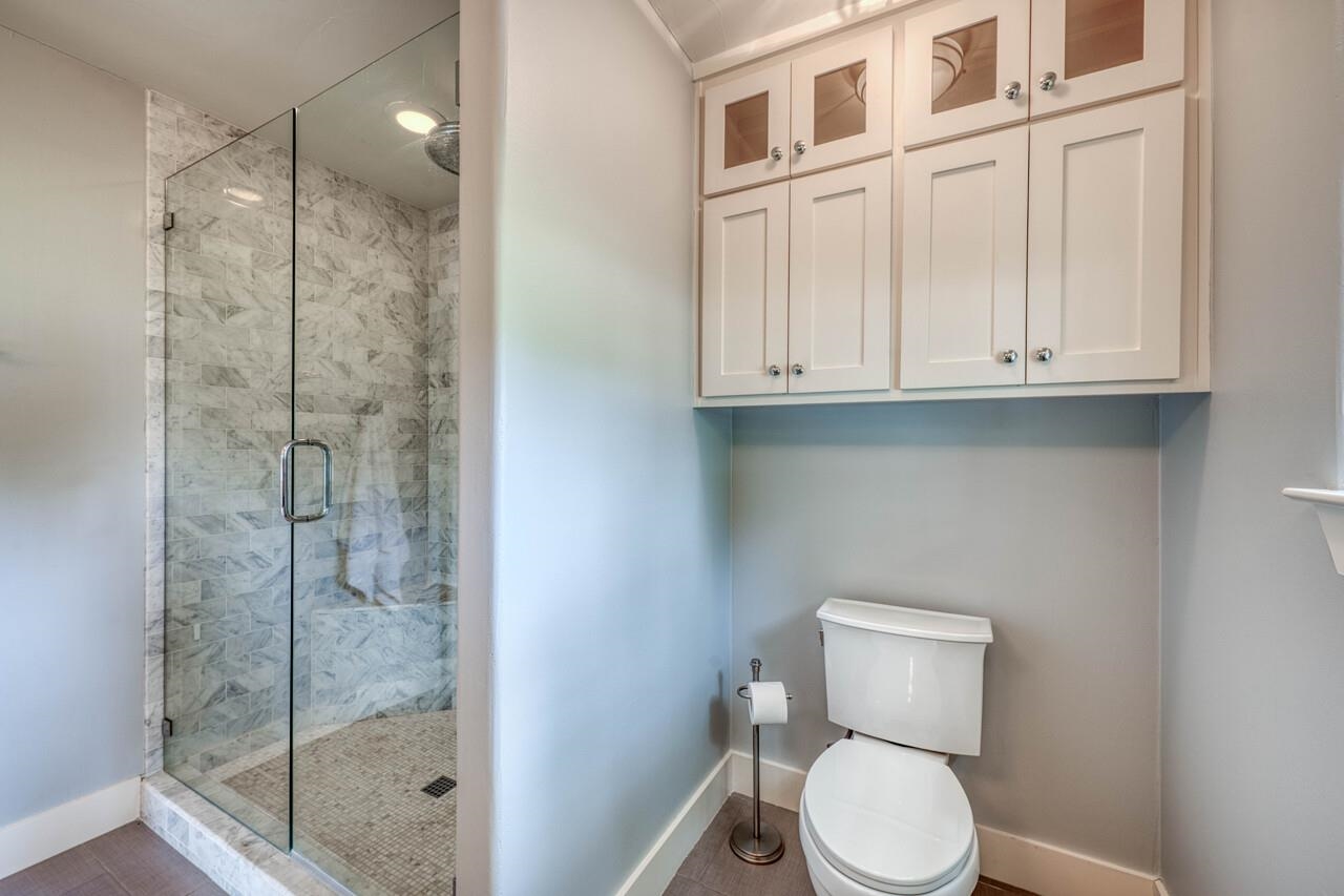 1704 Bluebonnet Lane