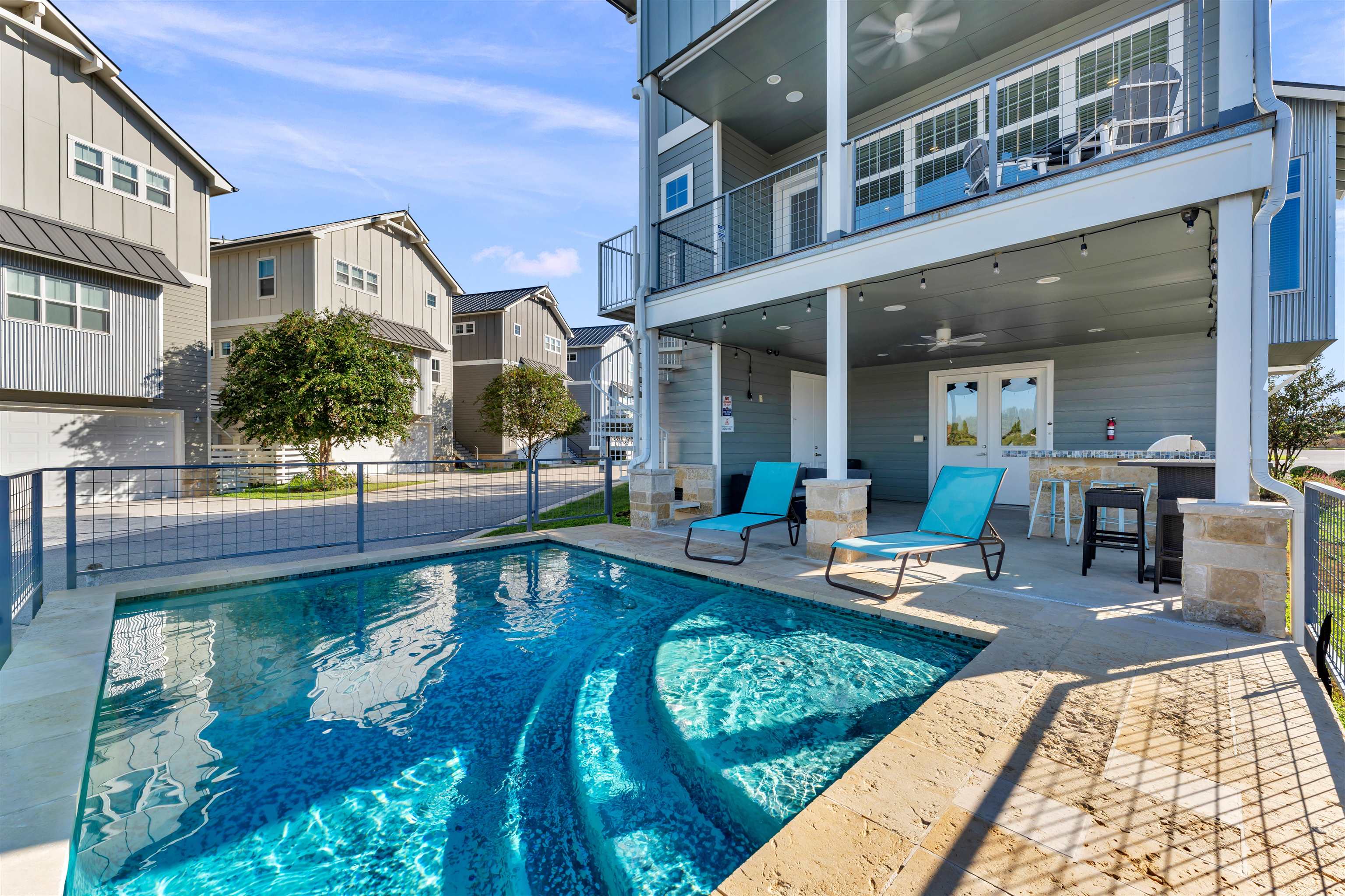321 Island Circle