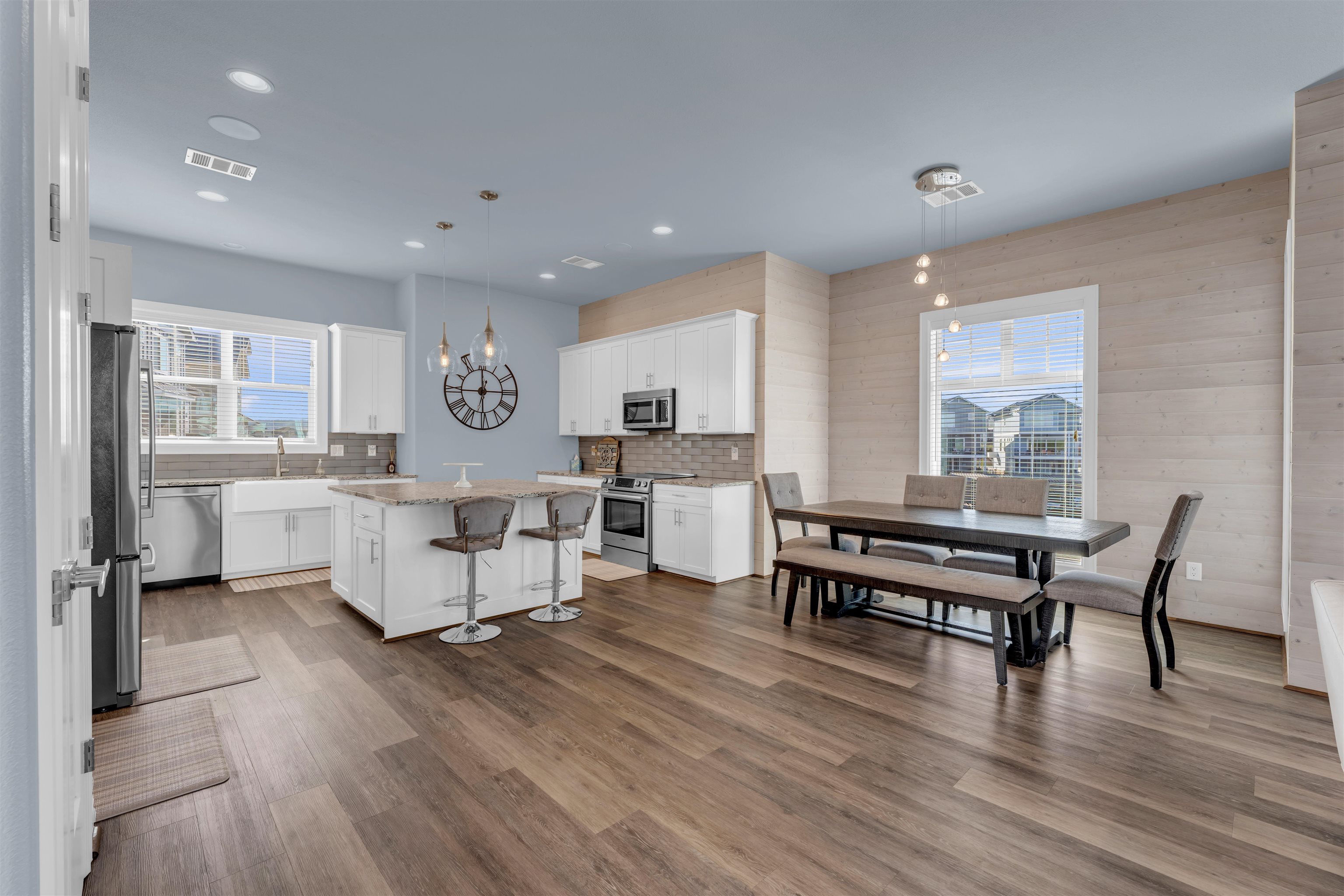 321 Island Circle