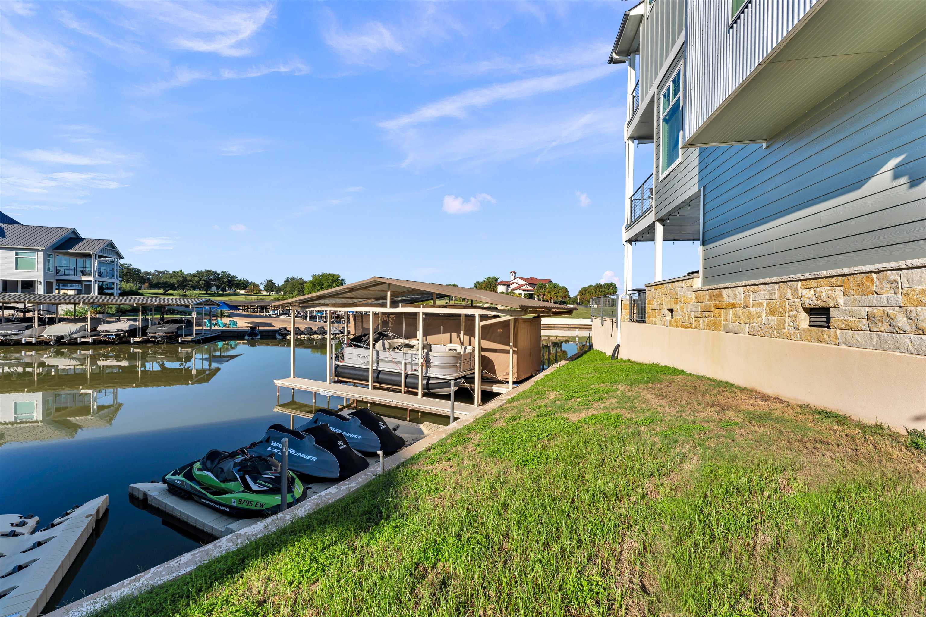 321 Island Circle