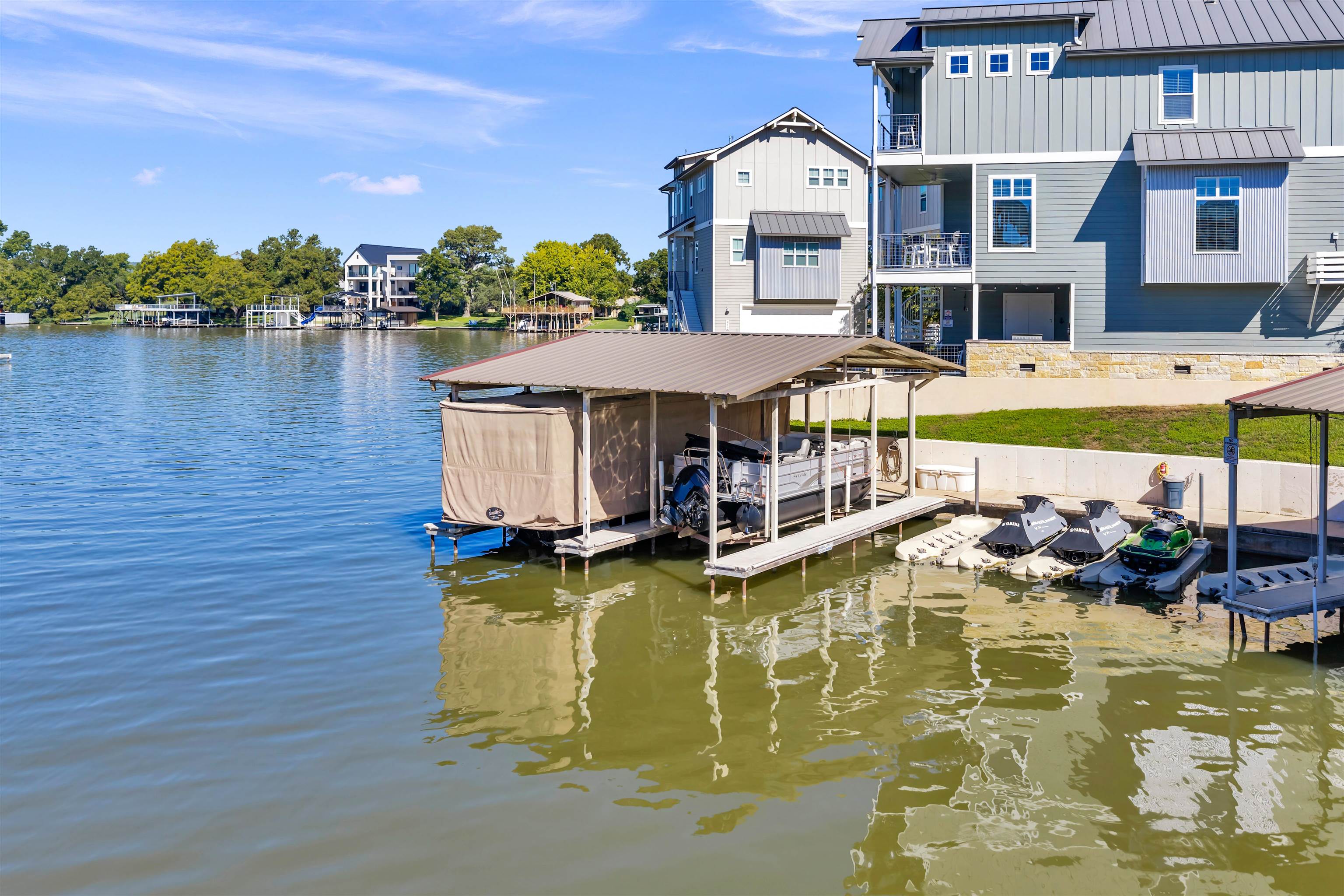 321 Island Circle