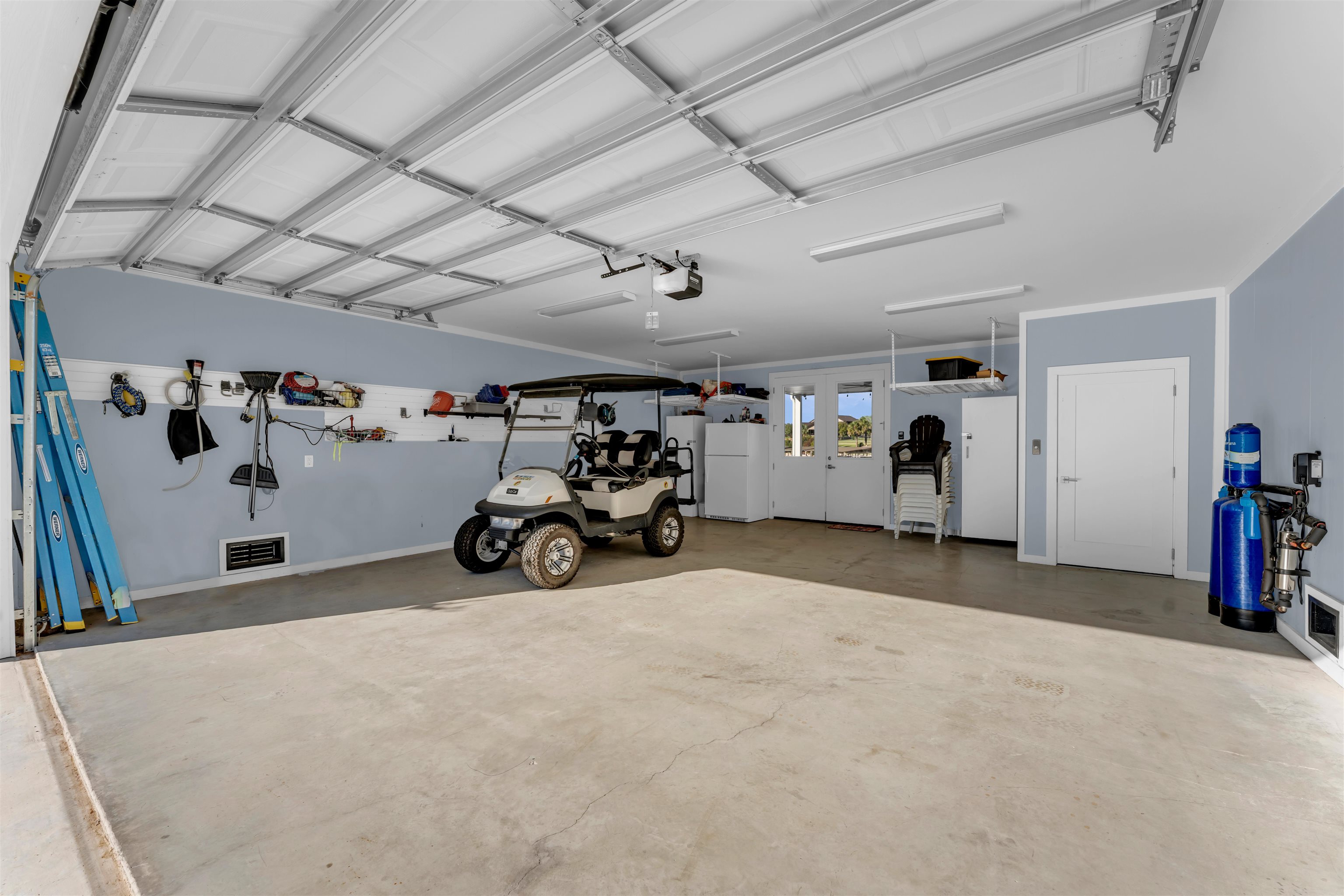 321 Island Circle