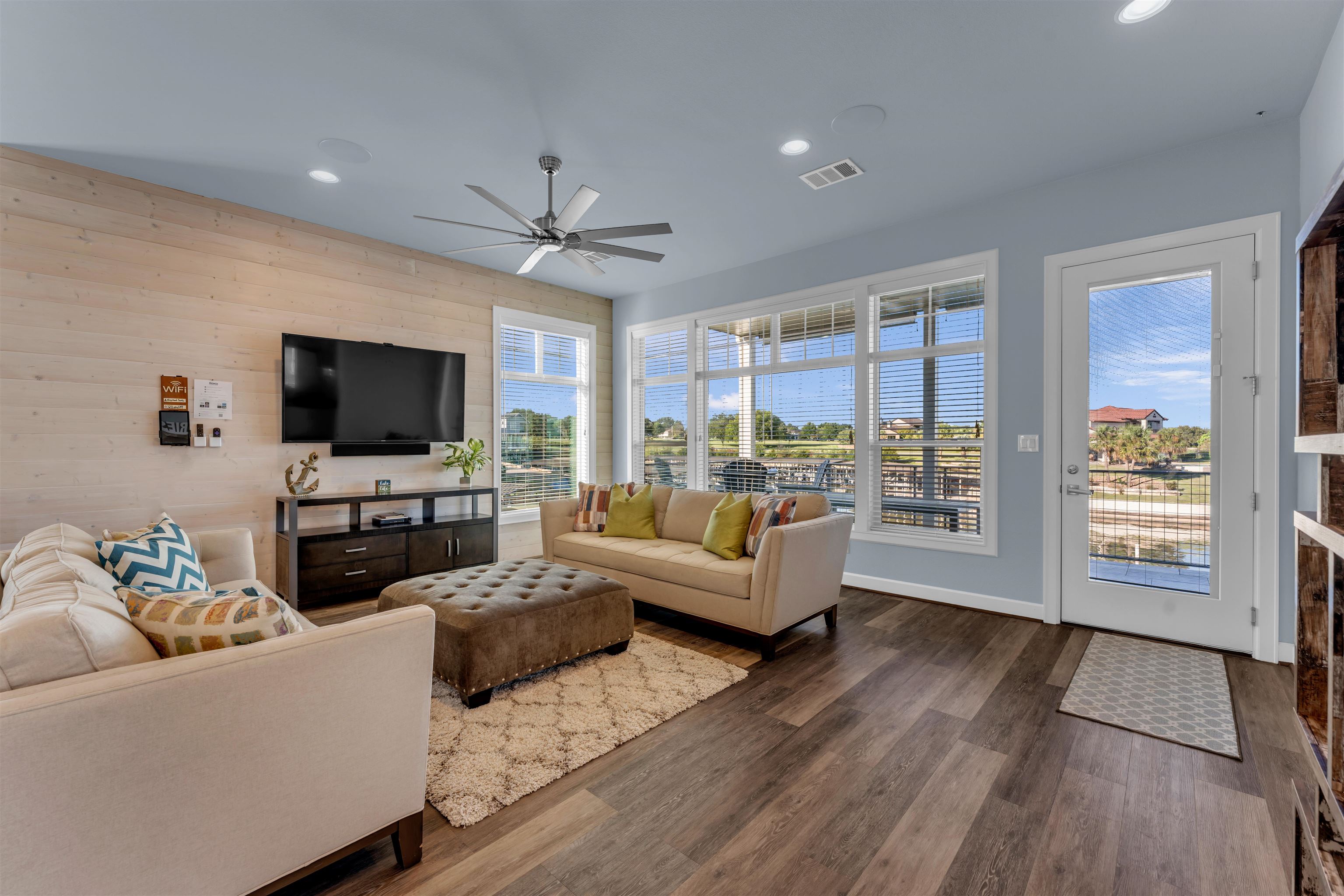 321 Island Circle
