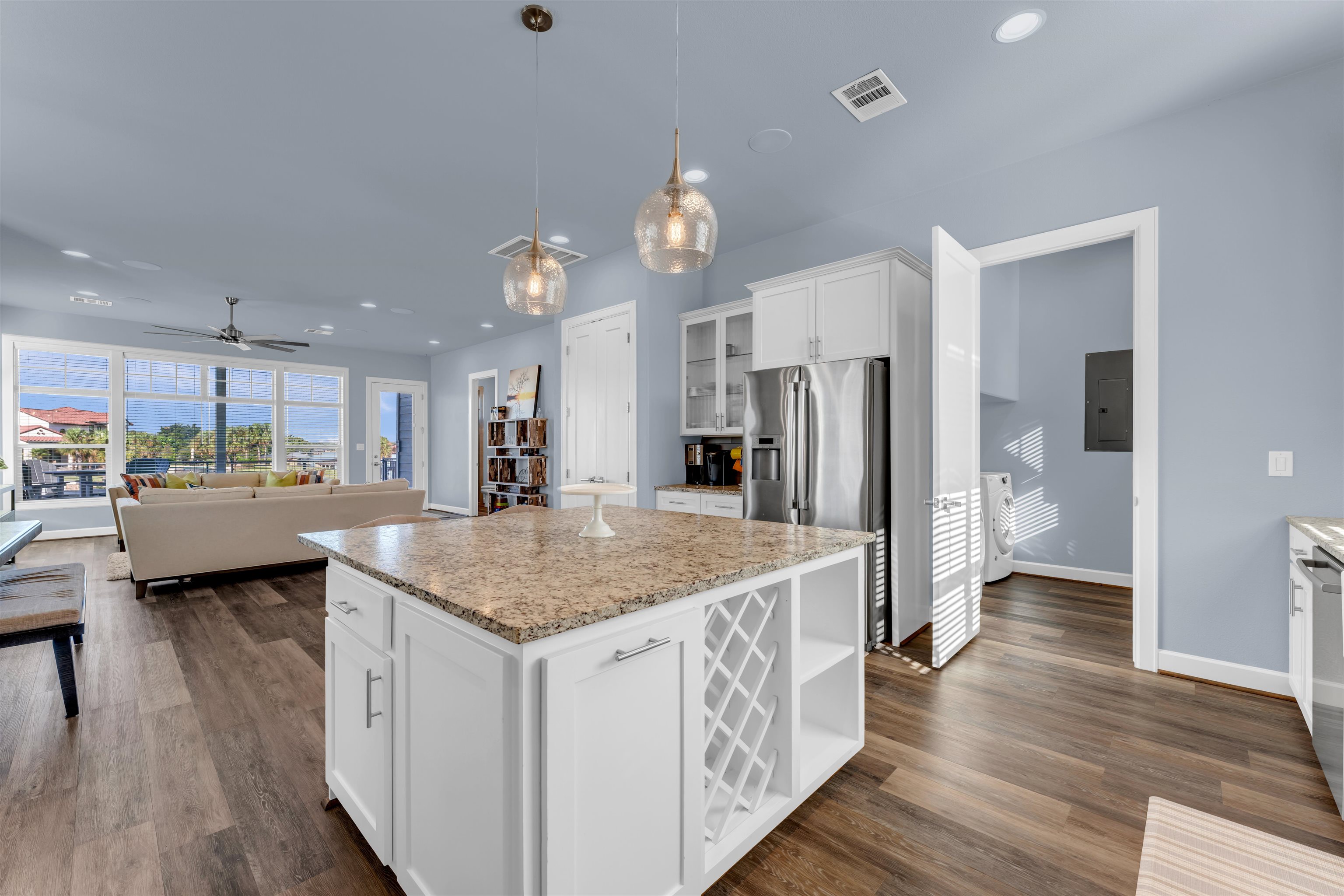 321 Island Circle