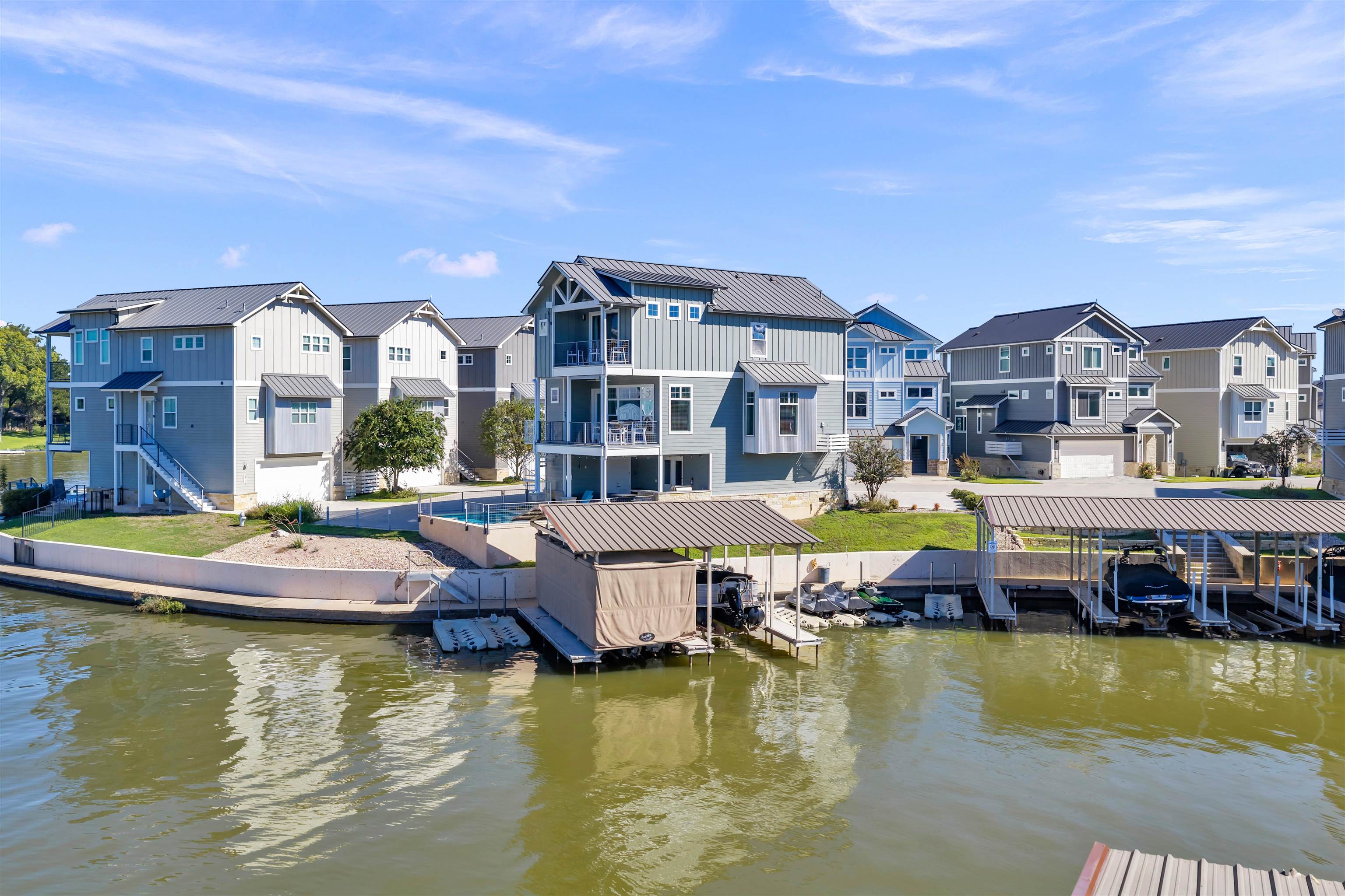 321 Island Circle