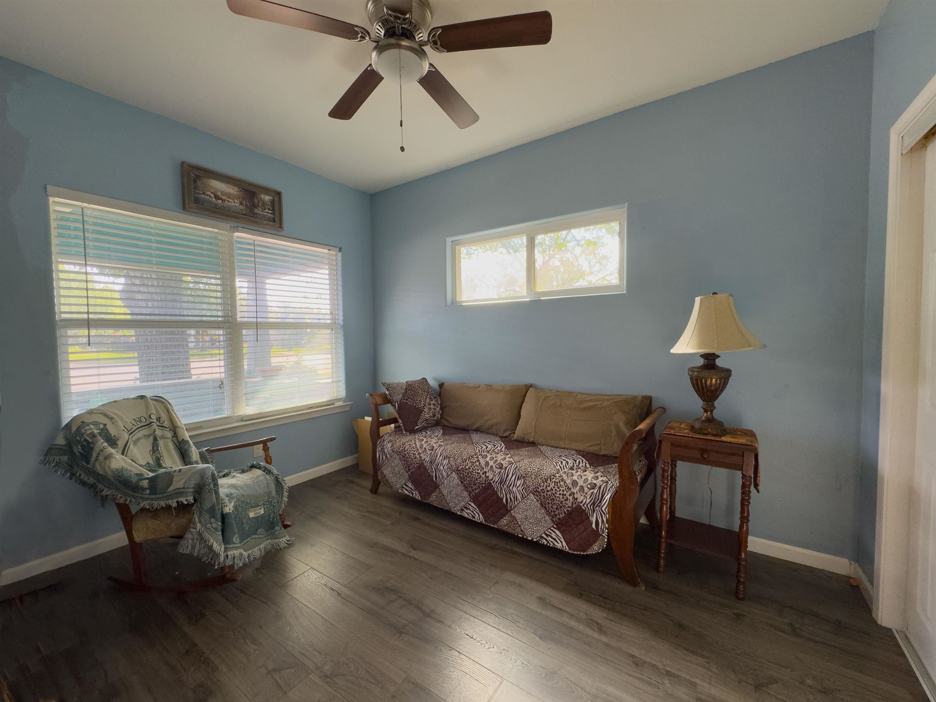 1205 Sandstone
