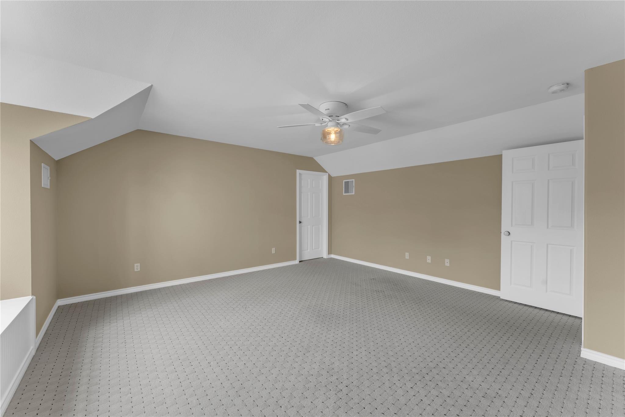 627 Ranch Road 2323