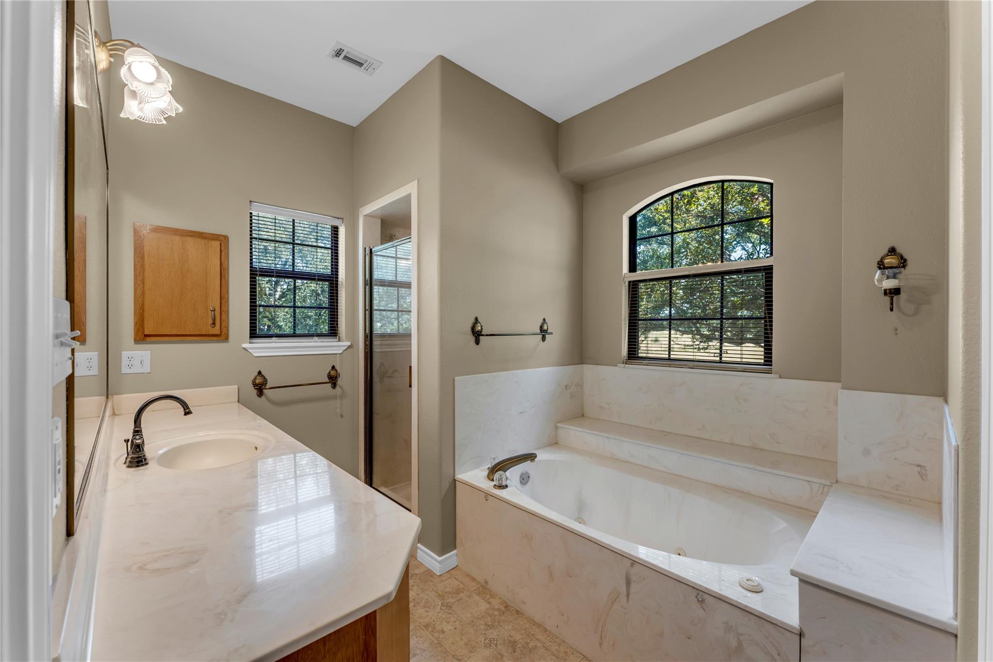 627 Ranch Road 2323
