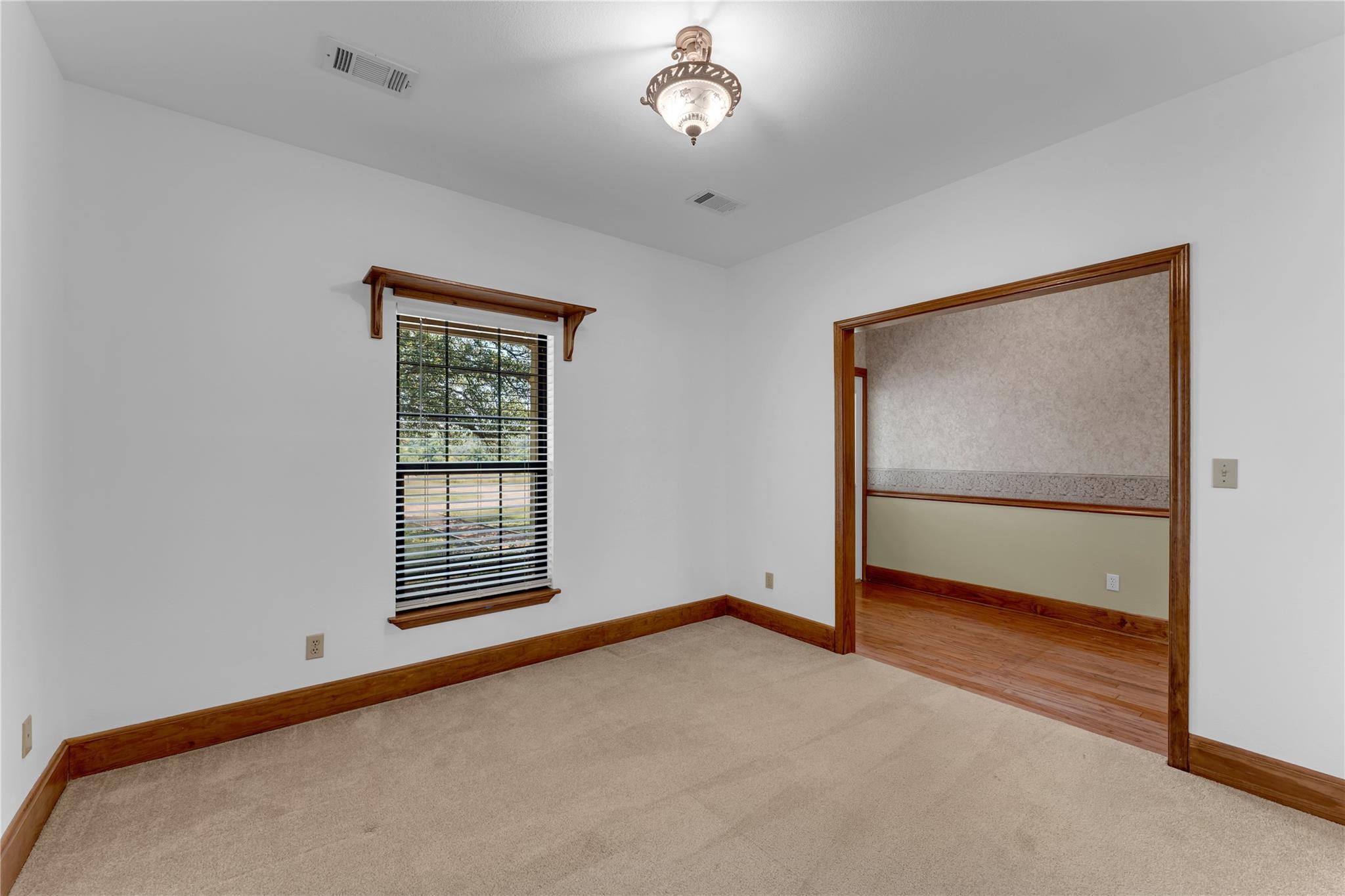 627 Ranch Road 2323