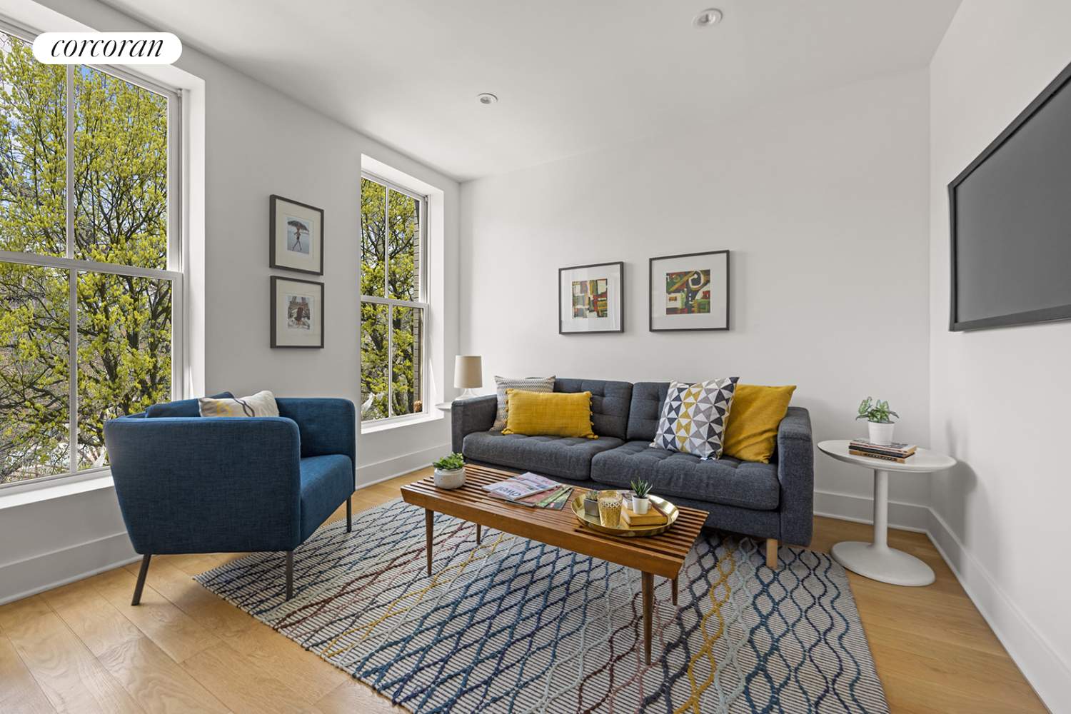 23 N ELLIOTT Place 4