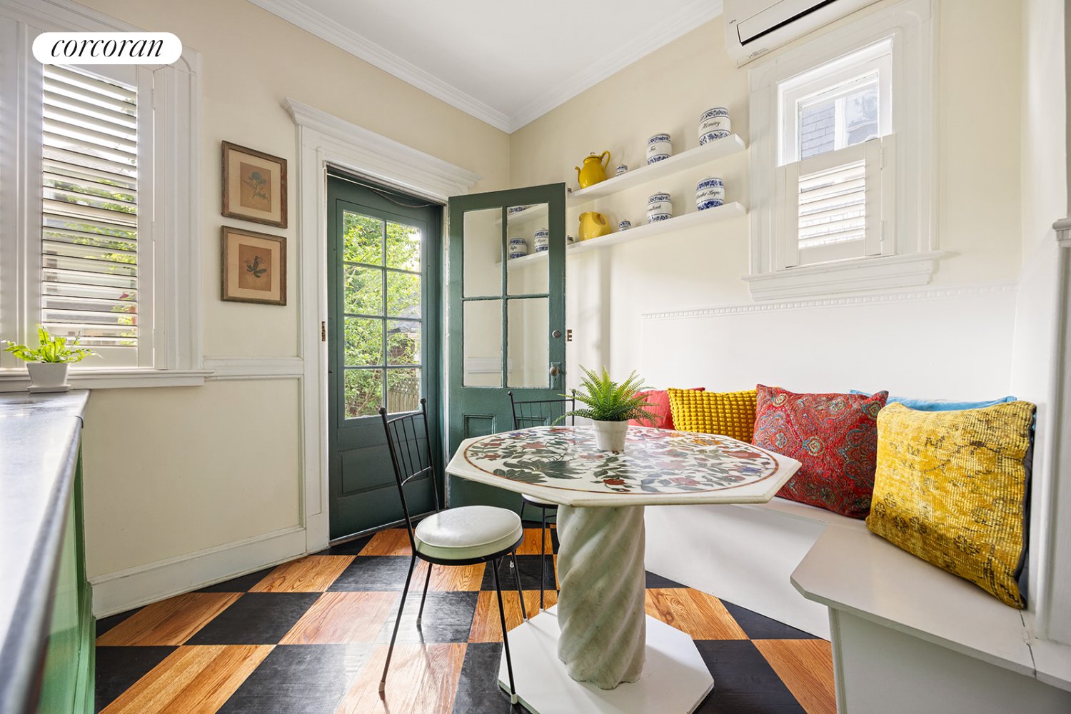 500 E 18TH Street
