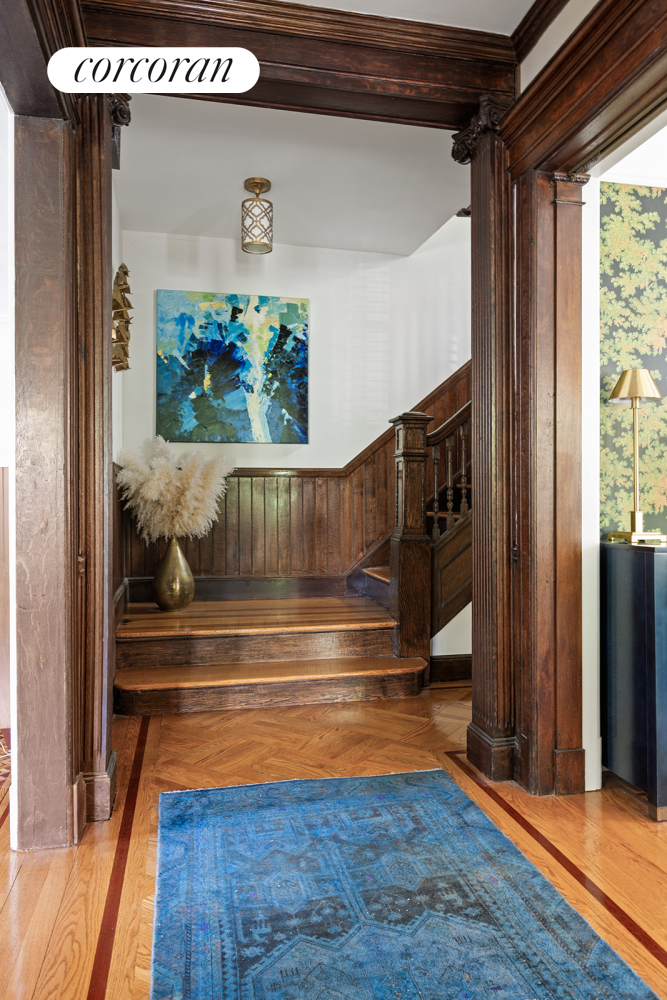500 E 18TH Street