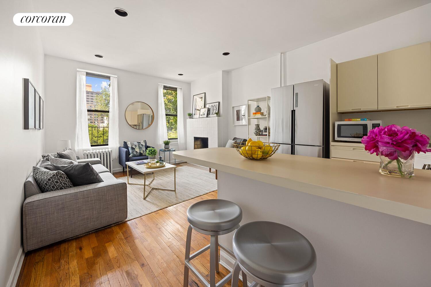 160 5TH Avenue 2RR