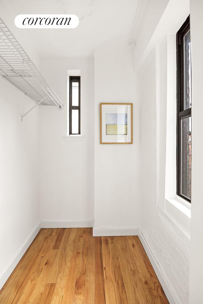 140 WARREN Street C6