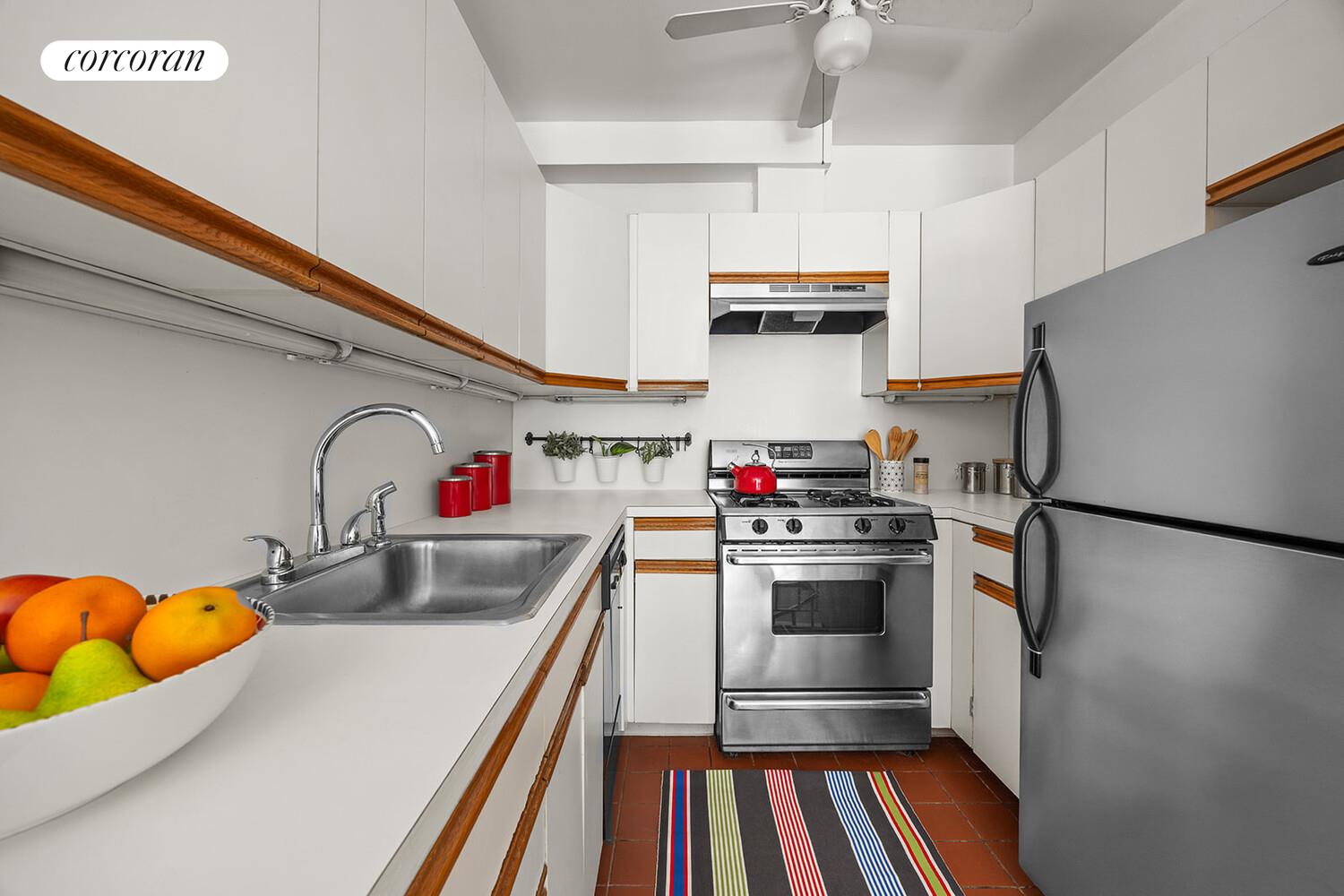 559 WARREN Street 3LF