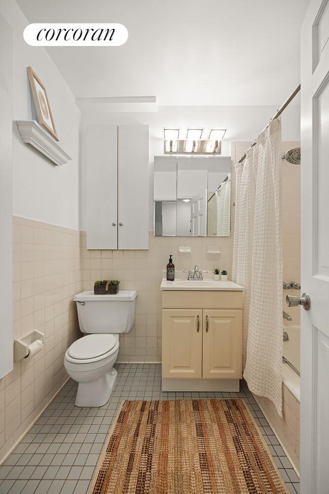 559 WARREN Street 3LF