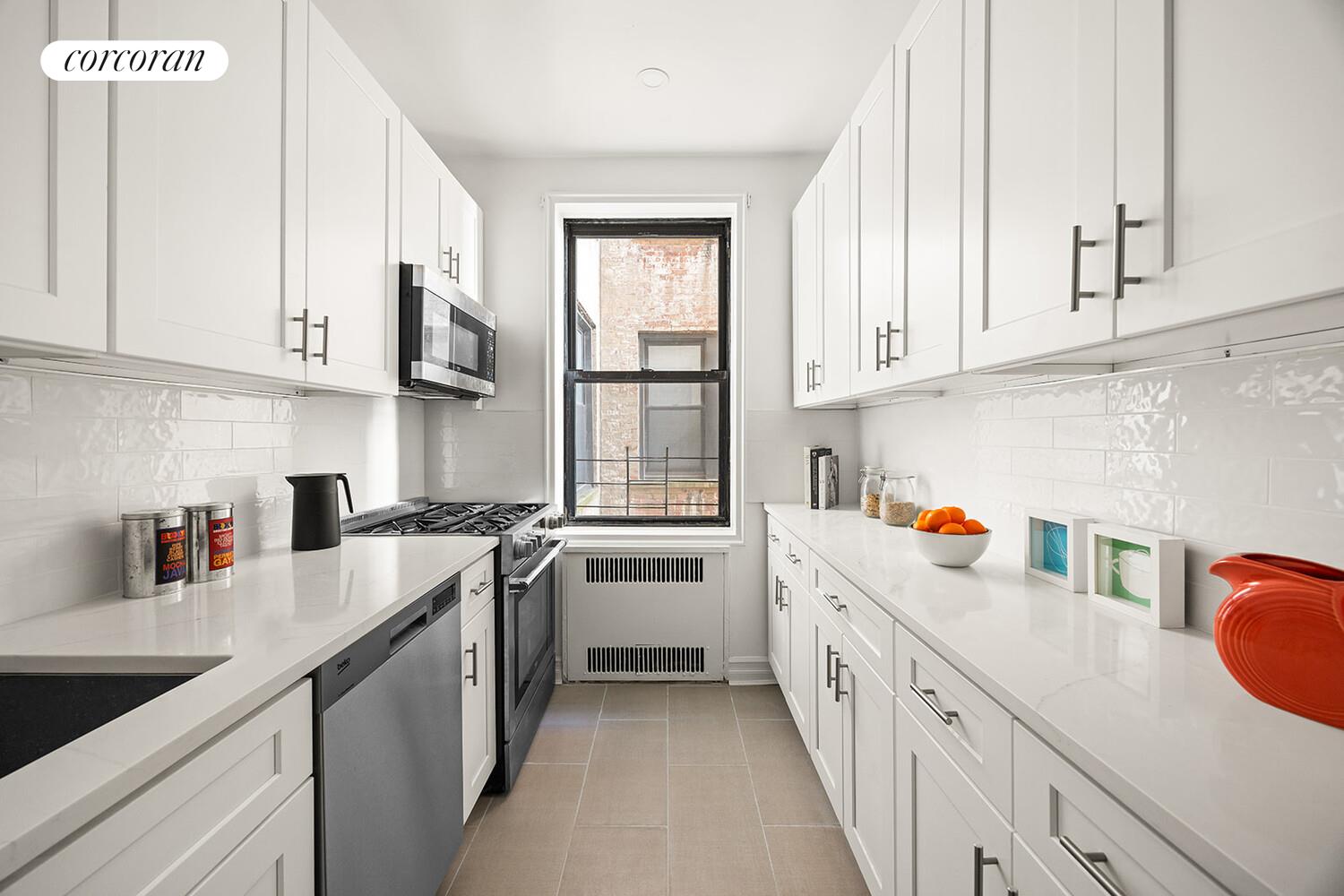 657 E 26TH Street 2T